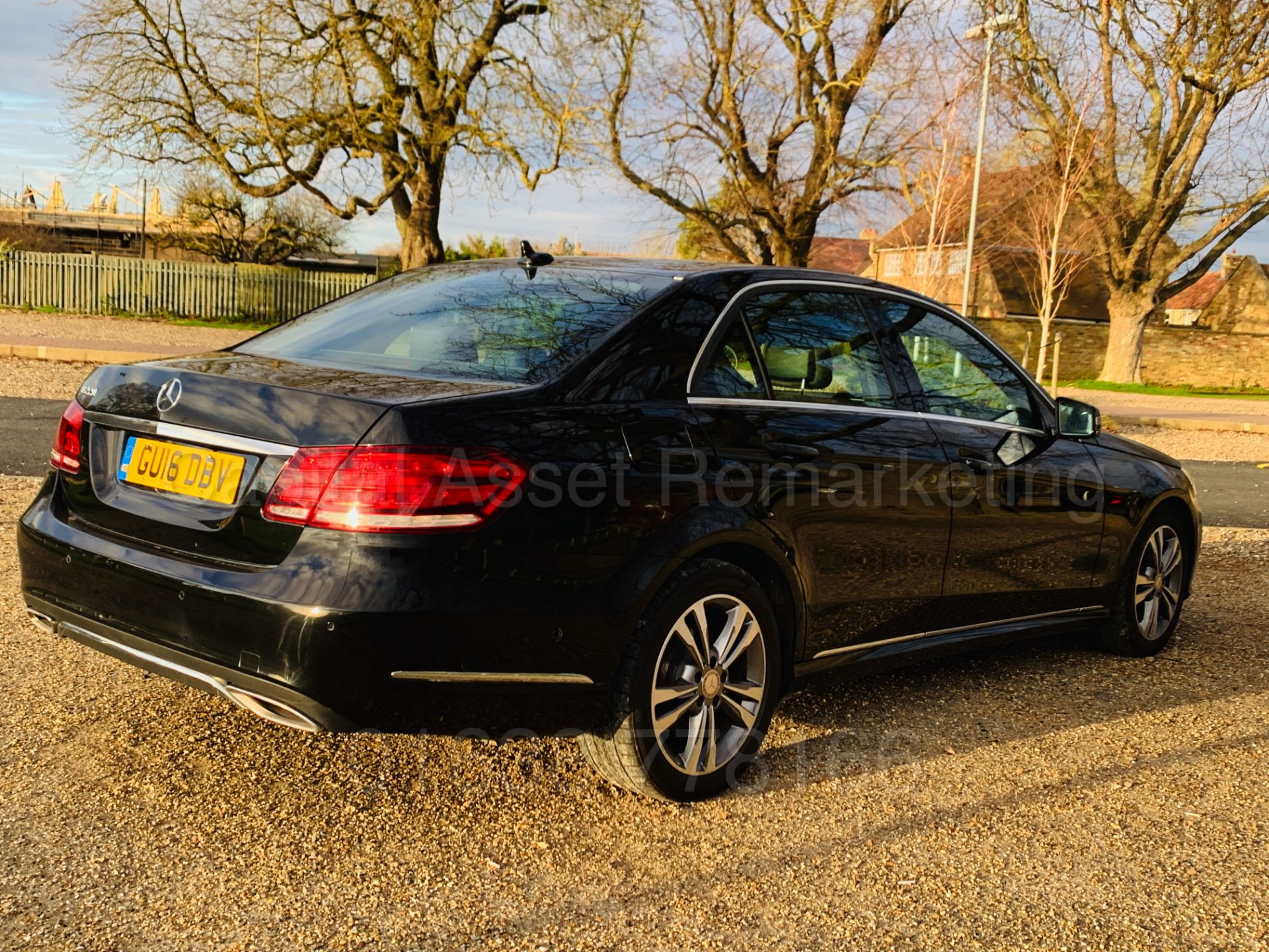 (On Sale) MERCEDES-BENZ E220D *4 DOOR - SALOON* (2016) '7-G AUTO - LEATHER - SAT NAV' **HUGE SPEC** - Image 8 of 44