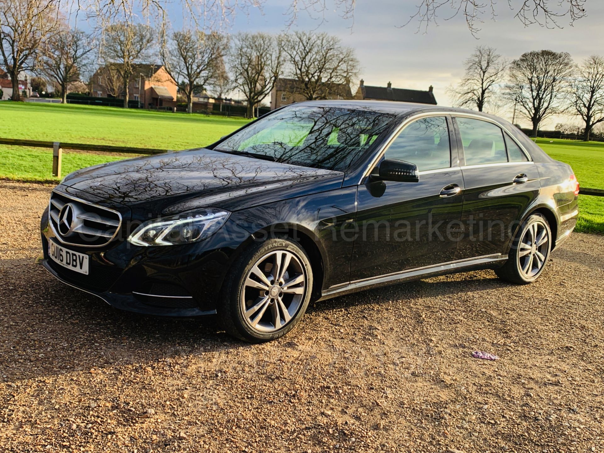 (On Sale) MERCEDES-BENZ E220D *4 DOOR - SALOON* (2016) '7-G AUTO - LEATHER - SAT NAV' **HUGE SPEC**