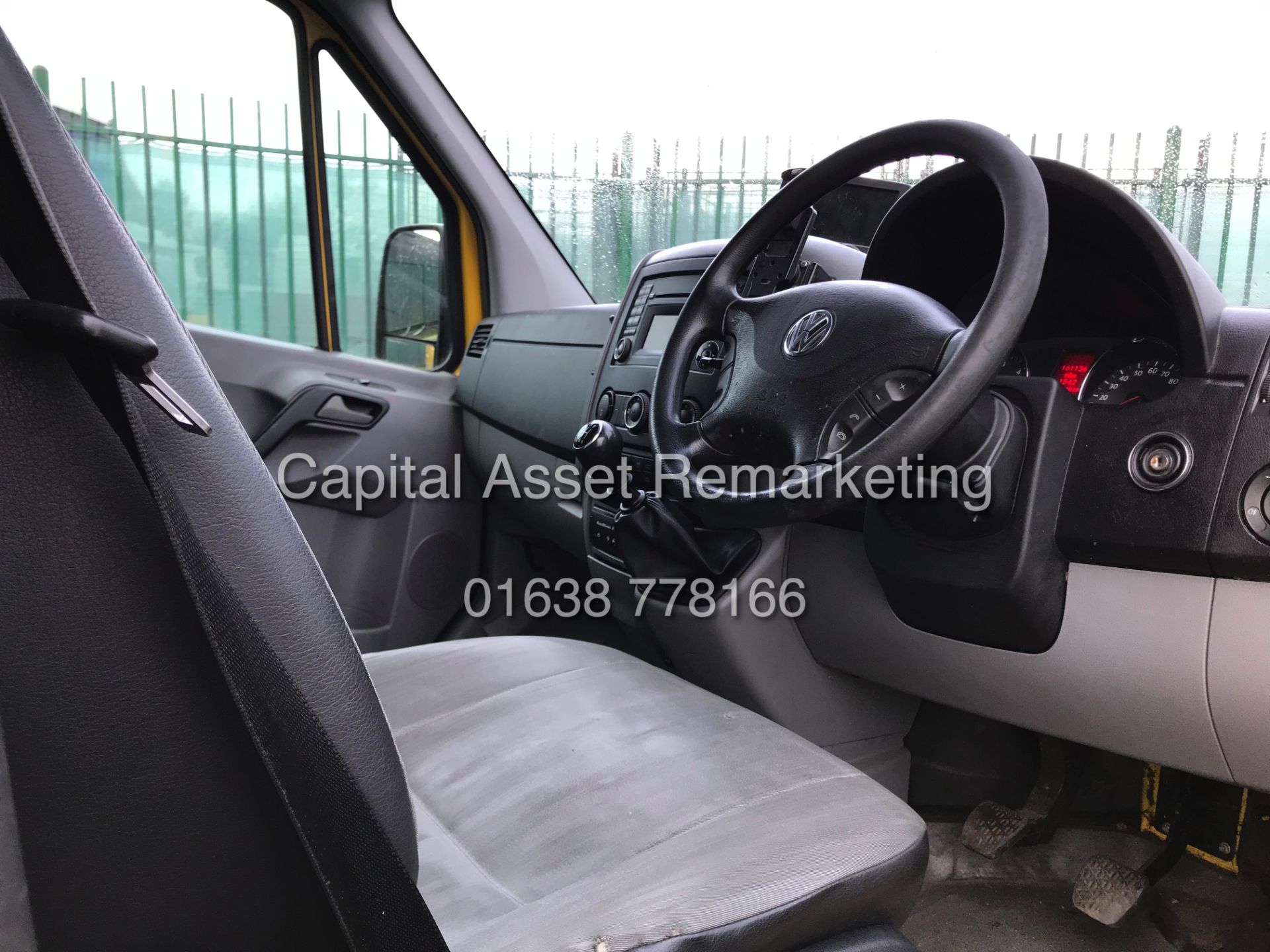 (On Sale) VOLKSWAGEN CRAFTER 2.0TDI CR35 "136BHP" MWB (2014 MODEL) 1 OWNER - AIR CON - FSH - Image 7 of 10