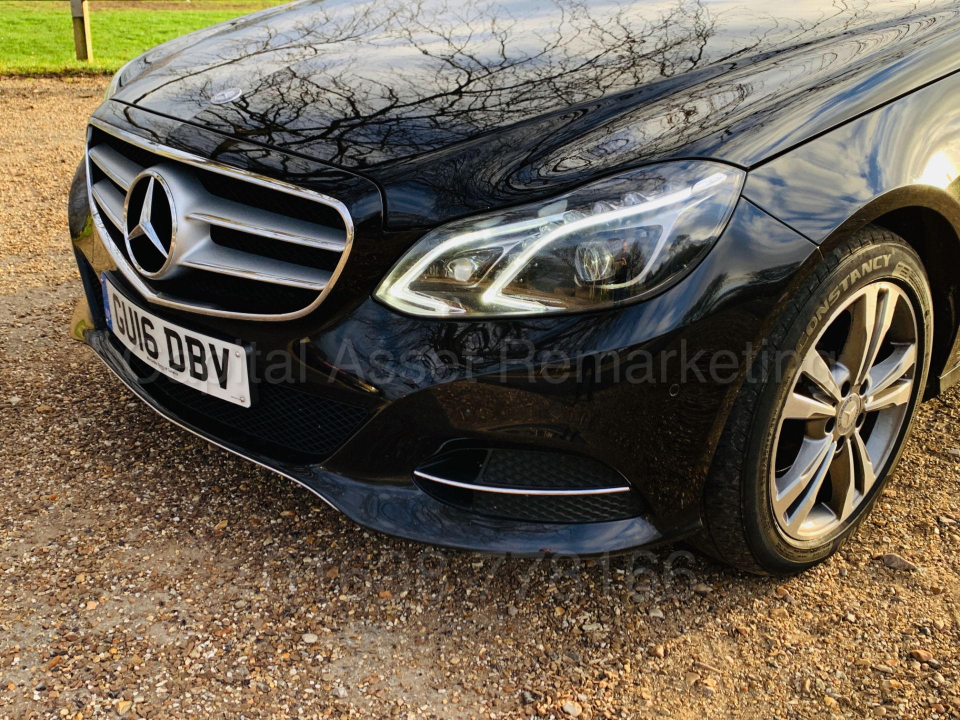 (On Sale) MERCEDES-BENZ E220D *4 DOOR - SALOON* (2016) '7-G AUTO - LEATHER - SAT NAV' **HUGE SPEC** - Image 14 of 44