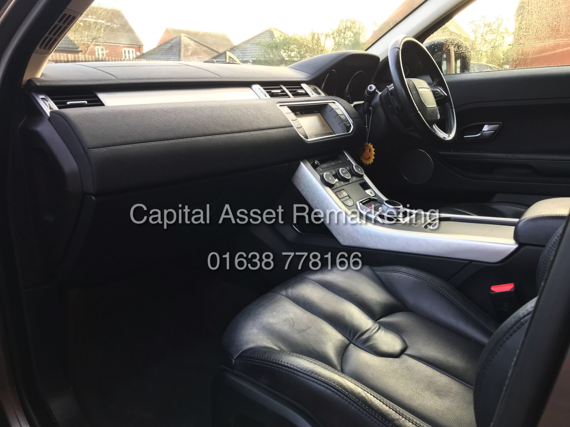 (On Sale) RANGE ROVER EVOQUE "PURE TECH" 2.2 SD4 AUTO - 2015 - HUGE SPEC - 1 OWNER - SAT NAV - Bild 15 aus 26