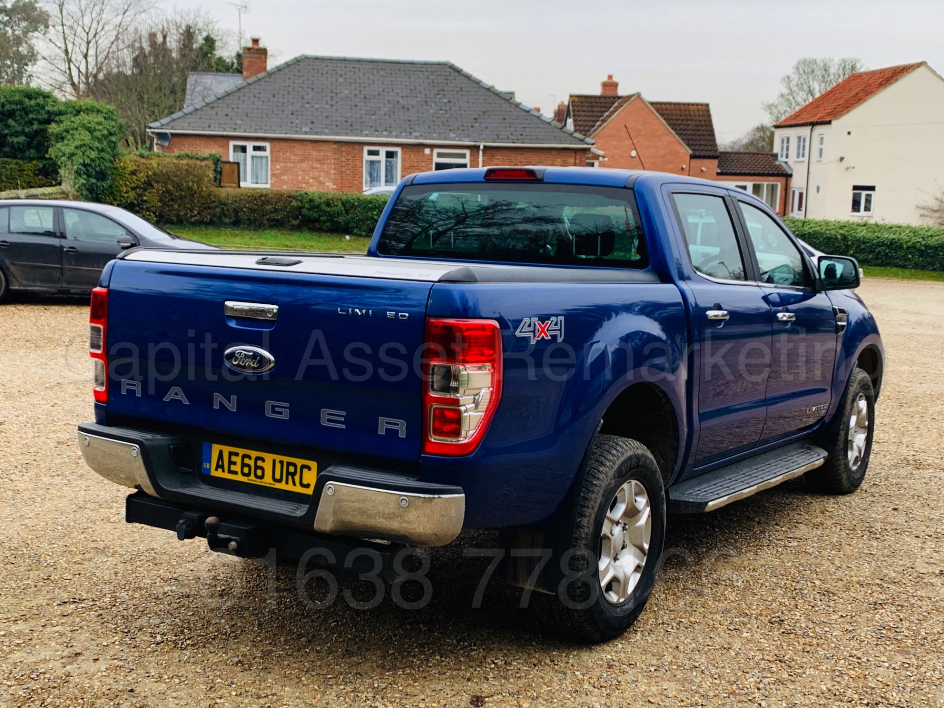 (On Sale) FORD RANGER *LIMITED* D/CAB PICK-UP (66 REG) '3.2 TDCI - 200 BHP - AUTO - LEATHER - NAV' - Image 10 of 58