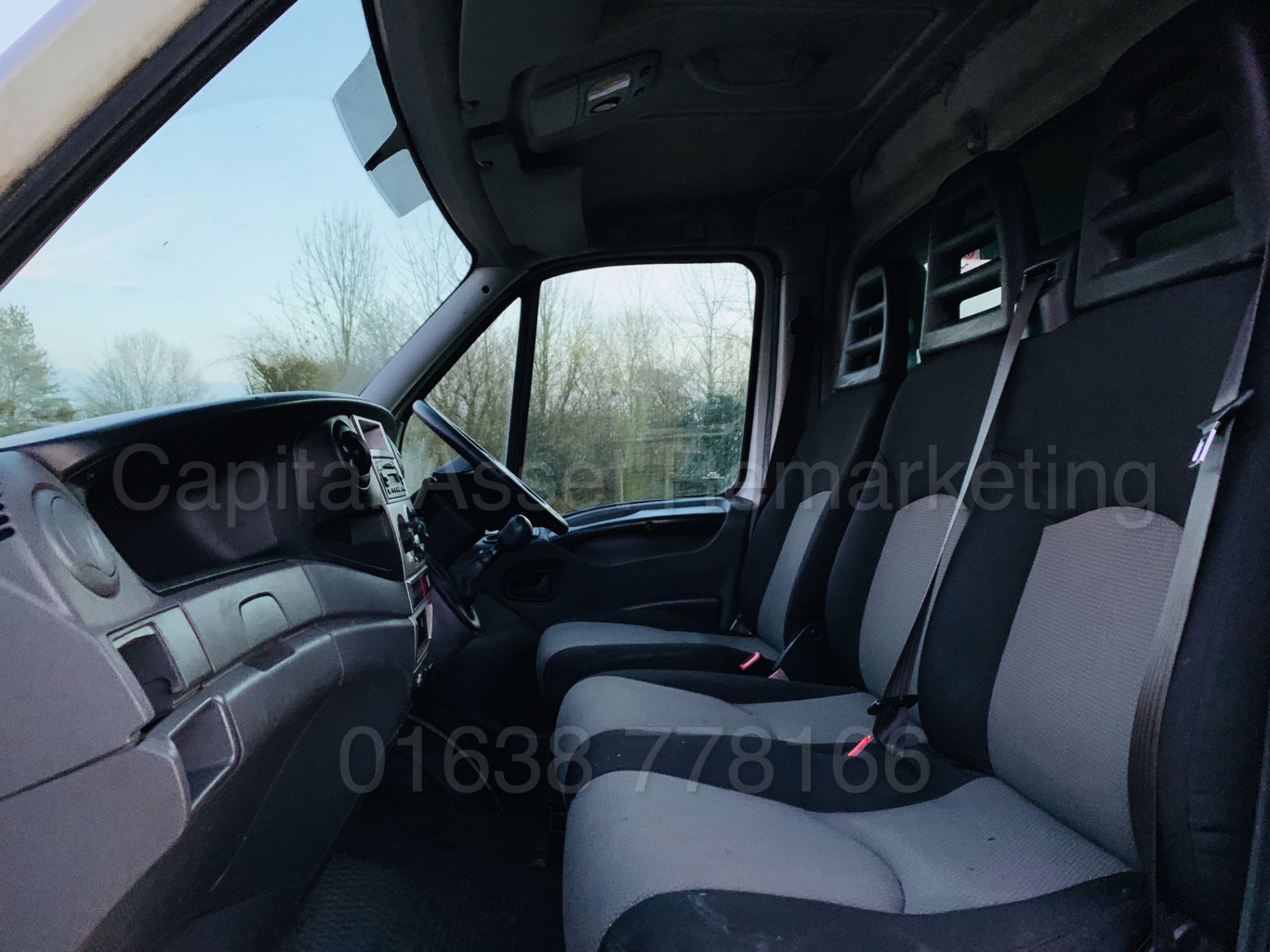 (On Sale) IVECO DAILY 35S13 *LWB - LUTON/BOX VAN* (2011) '2.3 DIESEL - 5 SPEED' *TAIL-LIFT* (NO VAT) - Image 16 of 34