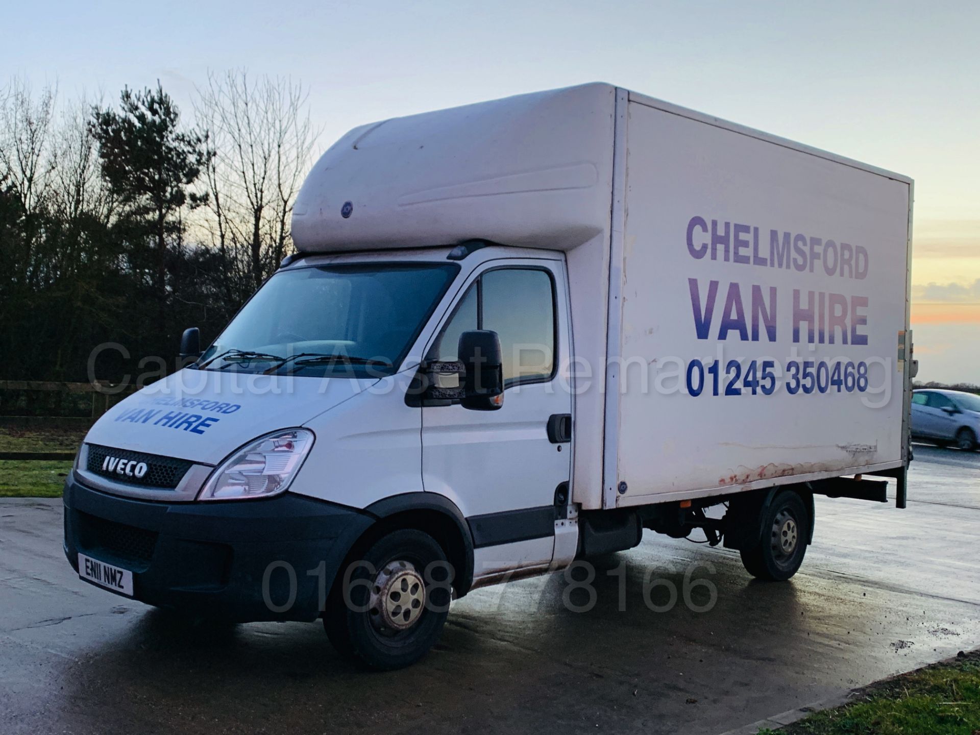 (On Sale) IVECO DAILY 35S13 *LWB - LUTON/BOX VAN* (2011) '2.3 DIESEL - 5 SPEED' *TAIL-LIFT* (NO VAT) - Image 6 of 34