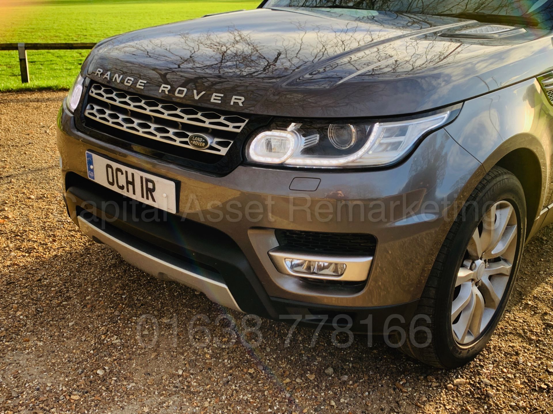 (On Sale) RANGE ROVER SPORT *HSE EDITION* (2015) '3.0 SDV6 - 306 BHP - 8 SPEED AUTO' *HUGE SPEC* - Image 14 of 60