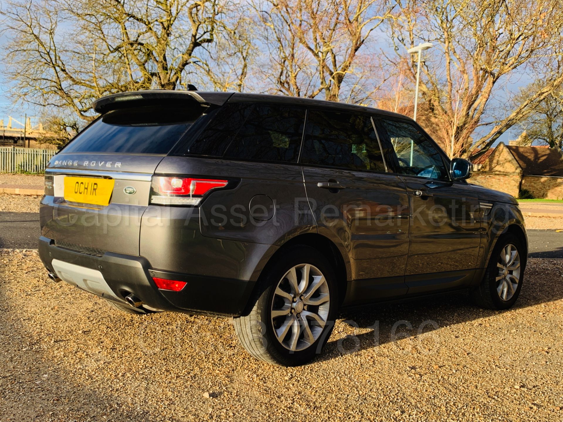 (On Sale) RANGE ROVER SPORT *HSE EDITION* (2015) '3.0 SDV6 - 306 BHP - 8 SPEED AUTO' *HUGE SPEC* - Image 11 of 60