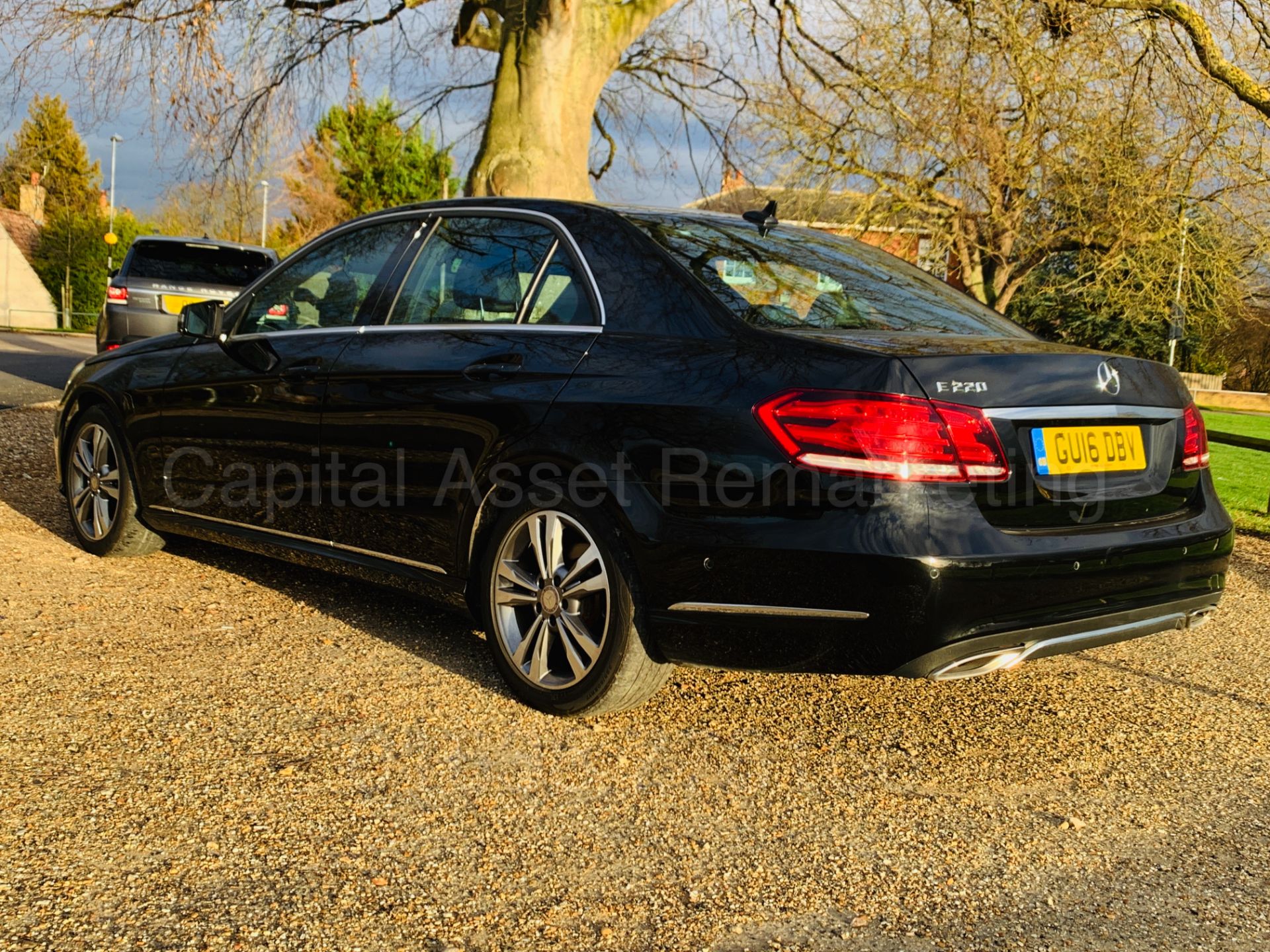 (On Sale) MERCEDES-BENZ E220D *4 DOOR - SALOON* (2016) '7-G AUTO - LEATHER - SAT NAV' **HUGE SPEC** - Image 4 of 44