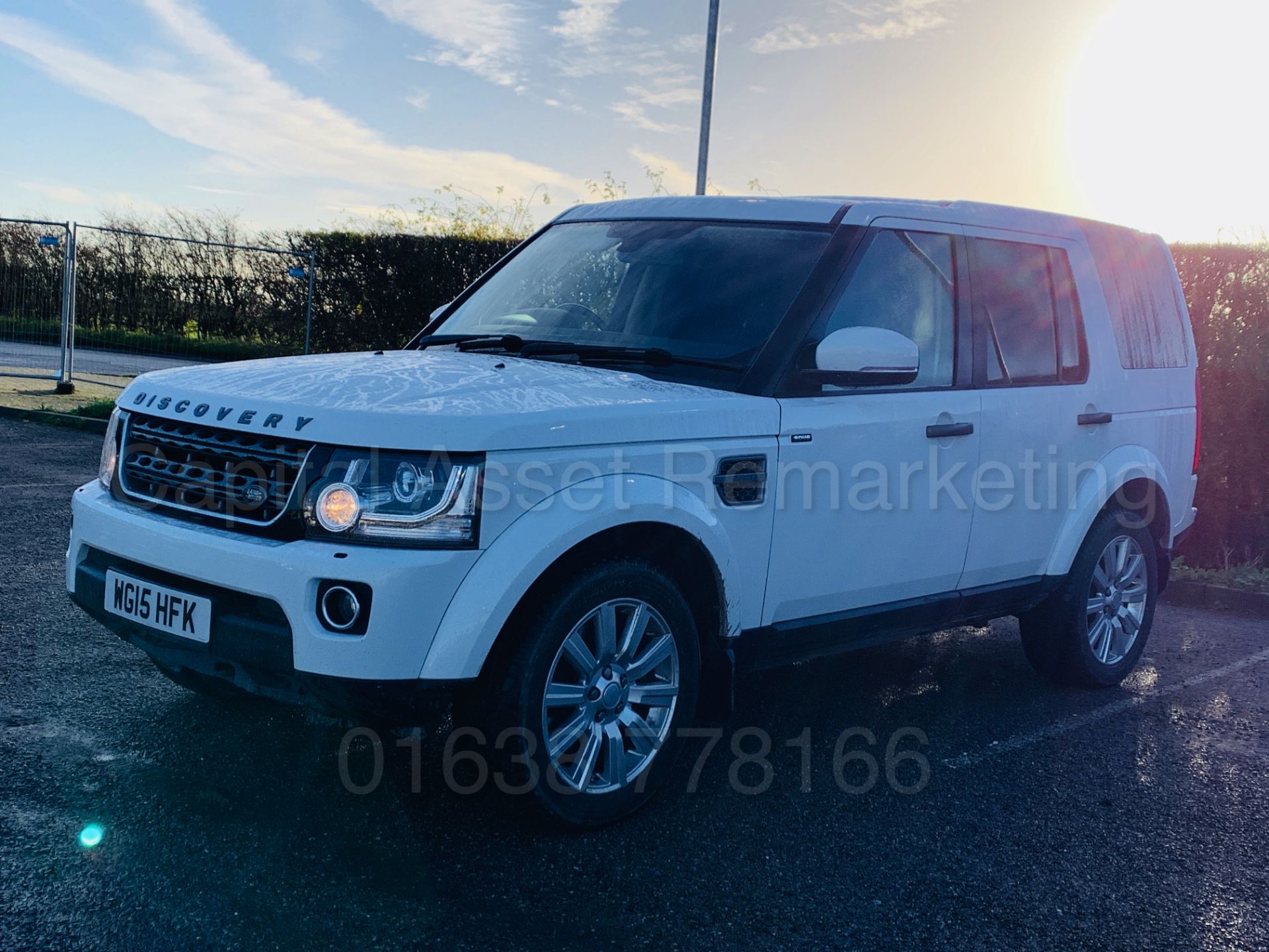 LAND ROVER DISCOVERY 4 *XS EDITION* (2015) '3.0 SDV6 - 8 SPEED AUTO' *LEATHER & SAT NAV* *HUGE SPEC* - Image 3 of 47