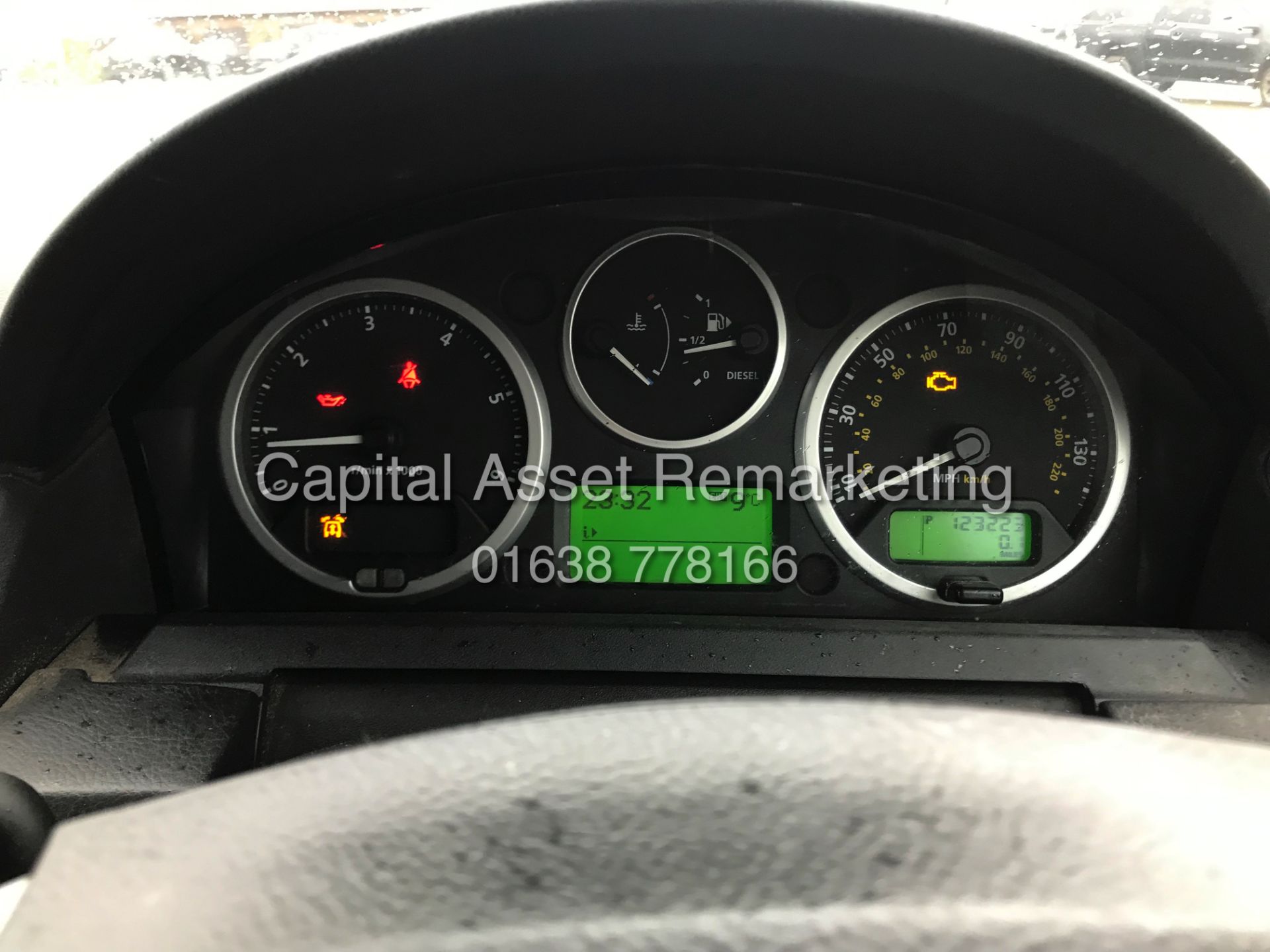 (ON SALE) LANDROVER DISCOVERY 3 "TDV6 2.7 AUTO - 59 REG - LEATHER - GREAT SPEC - 7 SEATER - WOW!!! - Image 13 of 17