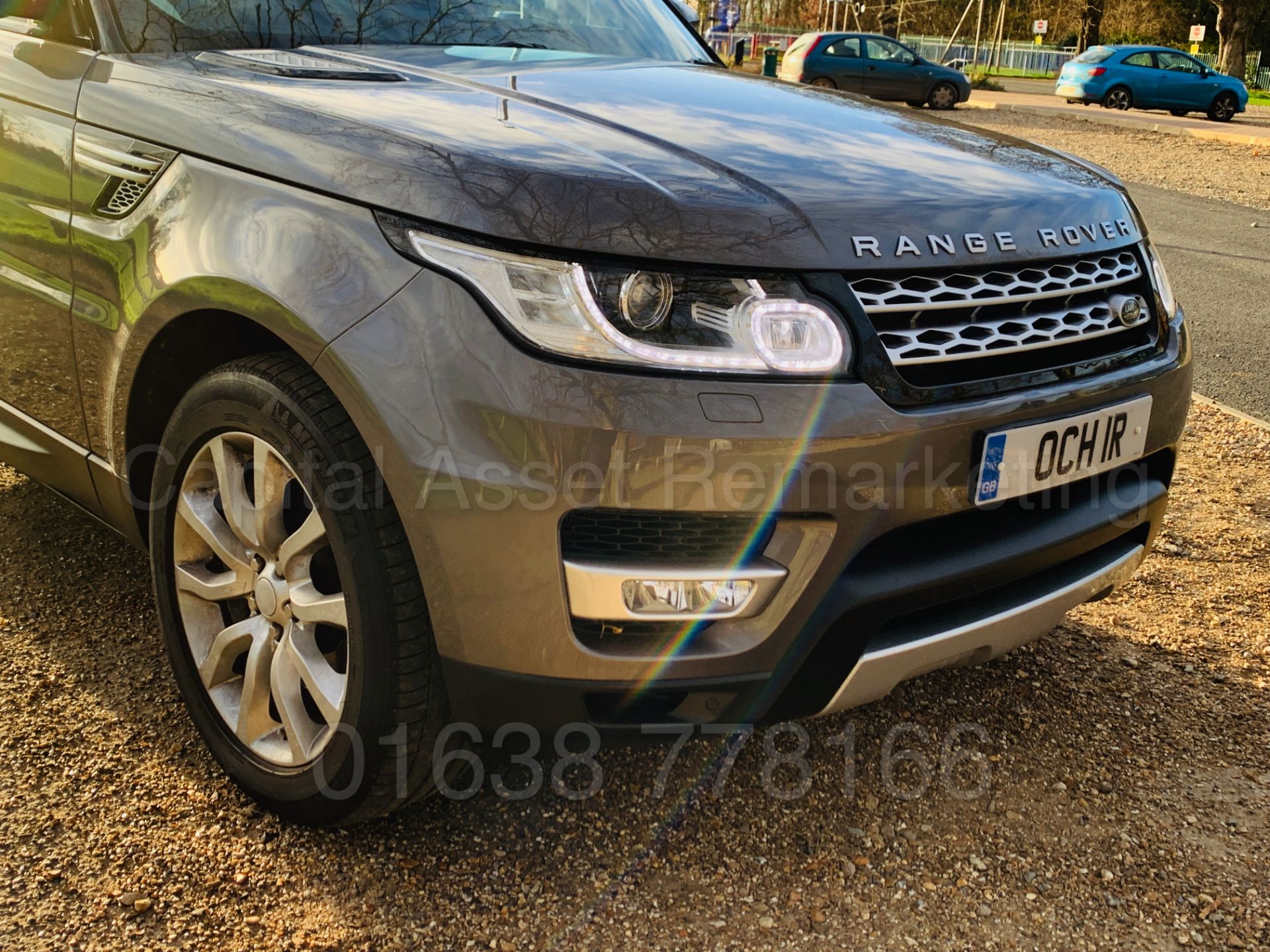 (On Sale) RANGE ROVER SPORT *HSE EDITION* (2015) '3.0 SDV6 - 306 BHP - 8 SPEED AUTO' *HUGE SPEC* - Image 13 of 60