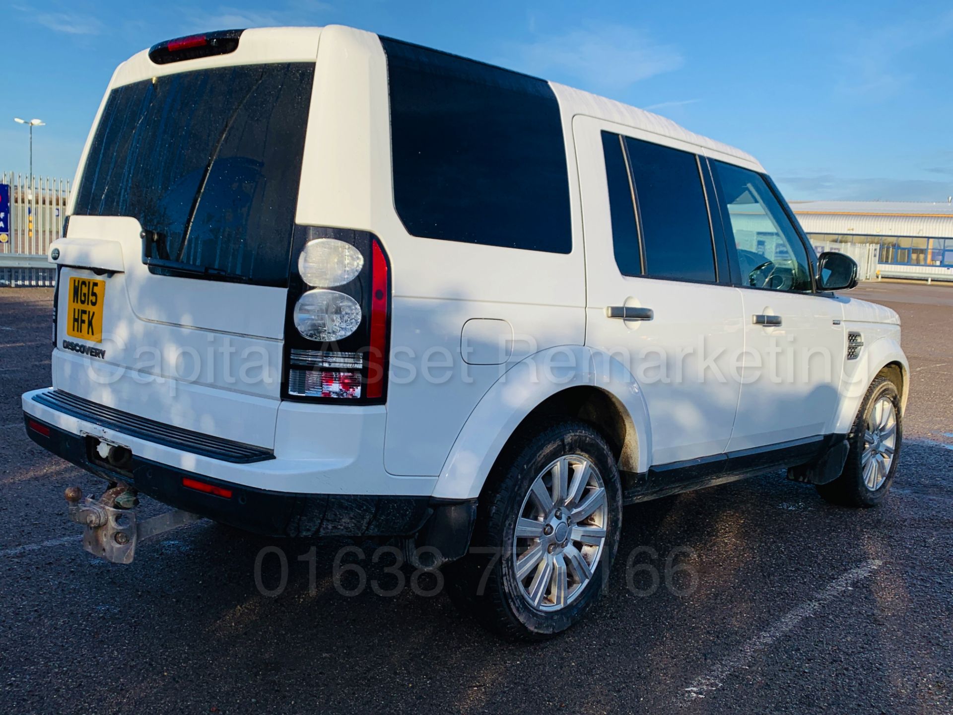 LAND ROVER DISCOVERY 4 *XS EDITION* (2015) '3.0 SDV6 - 8 SPEED AUTO' *LEATHER & SAT NAV* *HUGE SPEC* - Image 8 of 47