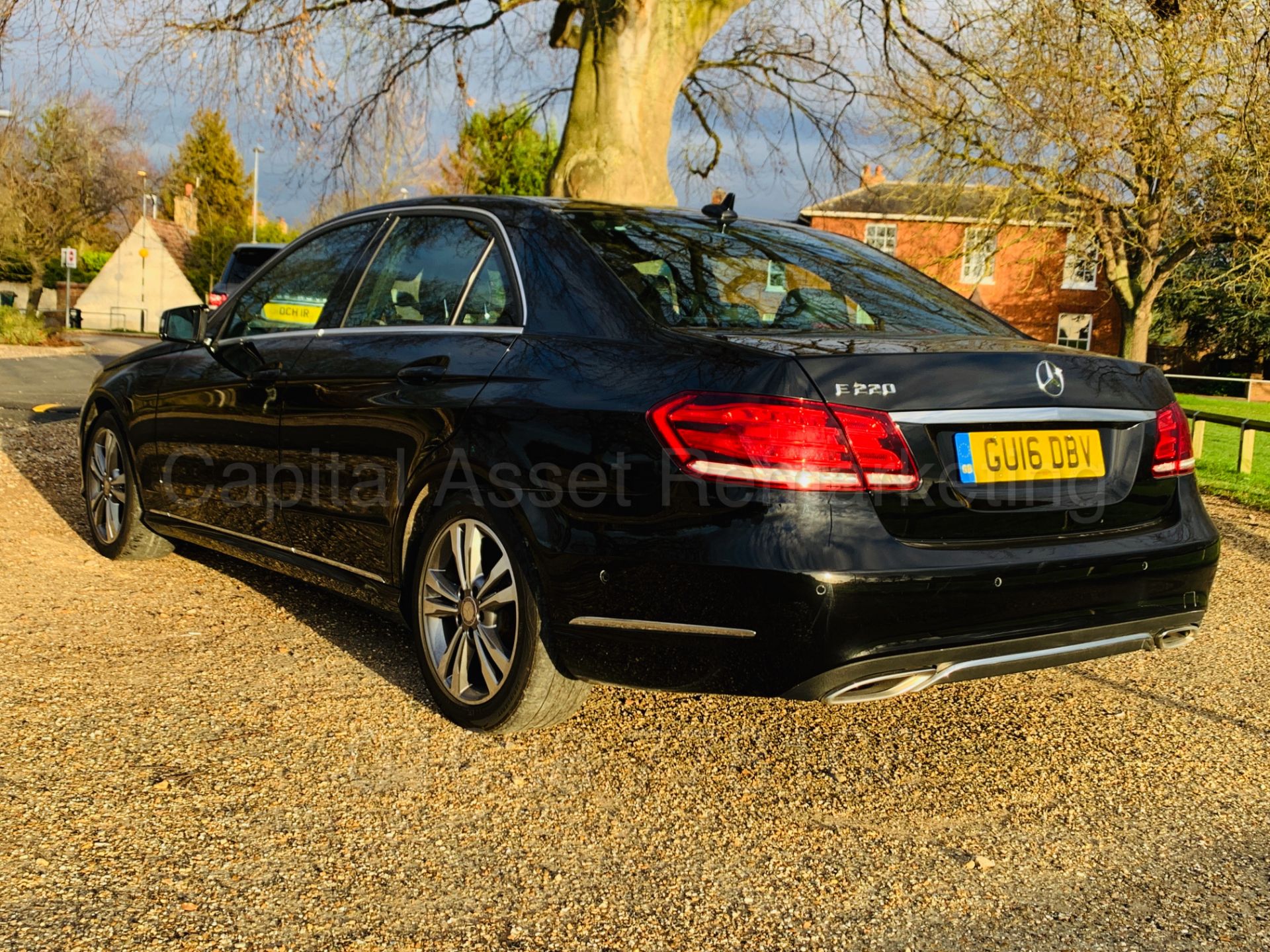 (On Sale) MERCEDES-BENZ E220D *4 DOOR - SALOON* (2016) '7-G AUTO - LEATHER - SAT NAV' **HUGE SPEC** - Image 5 of 44