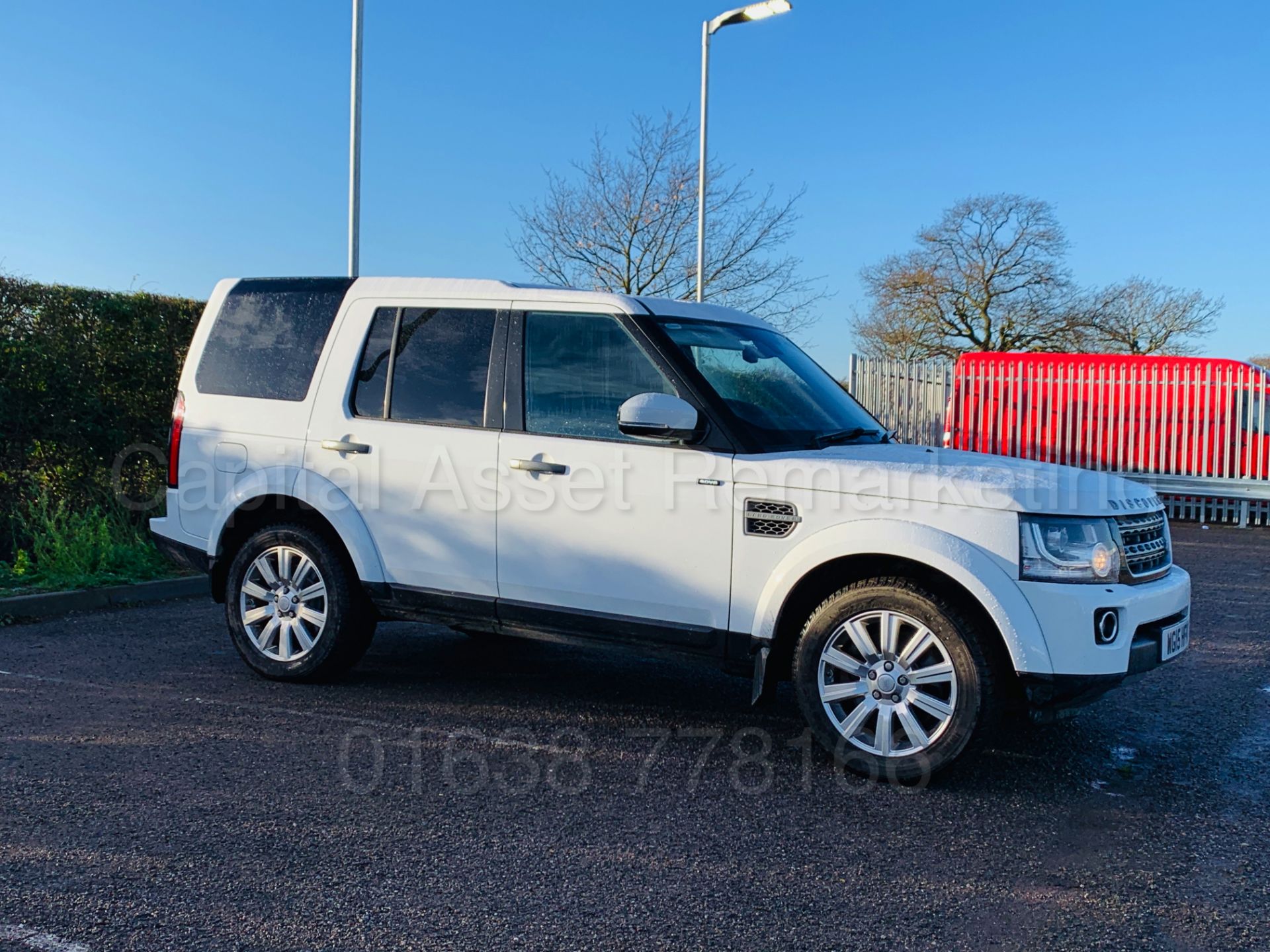 LAND ROVER DISCOVERY 4 *XS EDITION* (2015) '3.0 SDV6 - 8 SPEED AUTO' *LEATHER & SAT NAV* *HUGE SPEC* - Image 9 of 47