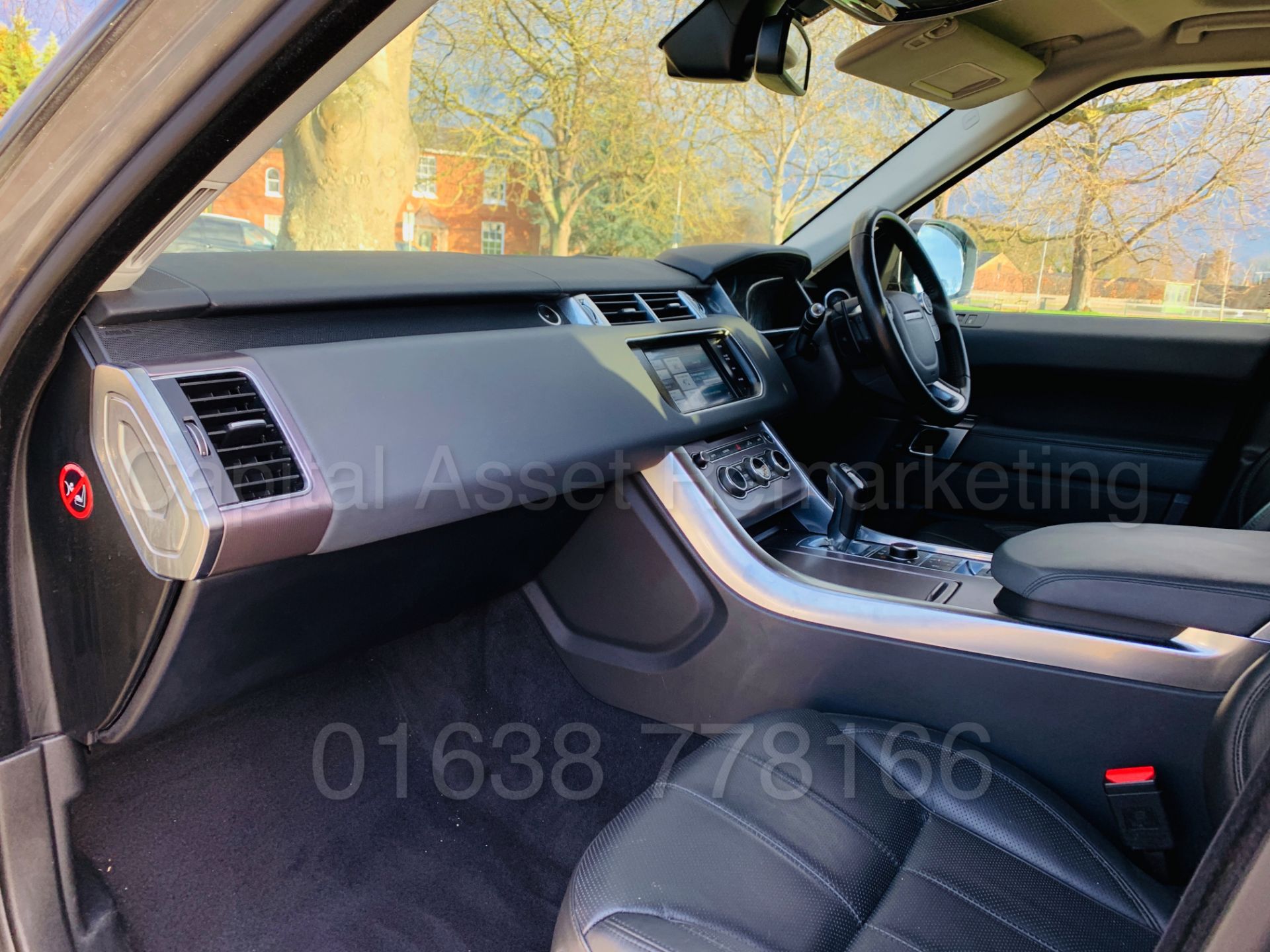 (On Sale) RANGE ROVER SPORT *HSE EDITION* (2015) '3.0 SDV6 - 306 BHP - 8 SPEED AUTO' *HUGE SPEC* - Image 23 of 60