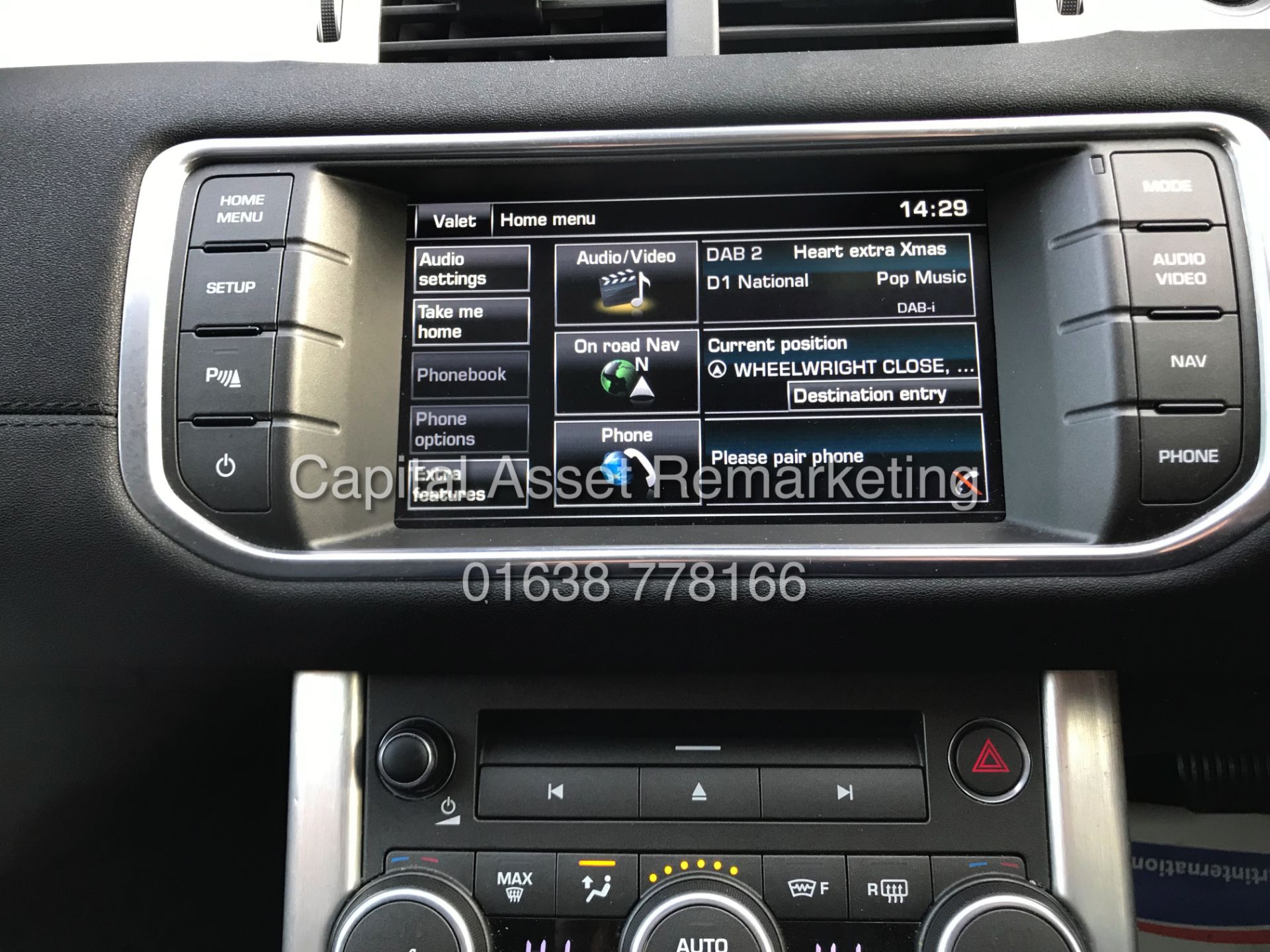 (On Sale) RANGE ROVER EVOQUE "PURE TECH" 2.2 SD4 AUTO - 2015 - HUGE SPEC - 1 OWNER - SAT NAV - Image 22 of 26