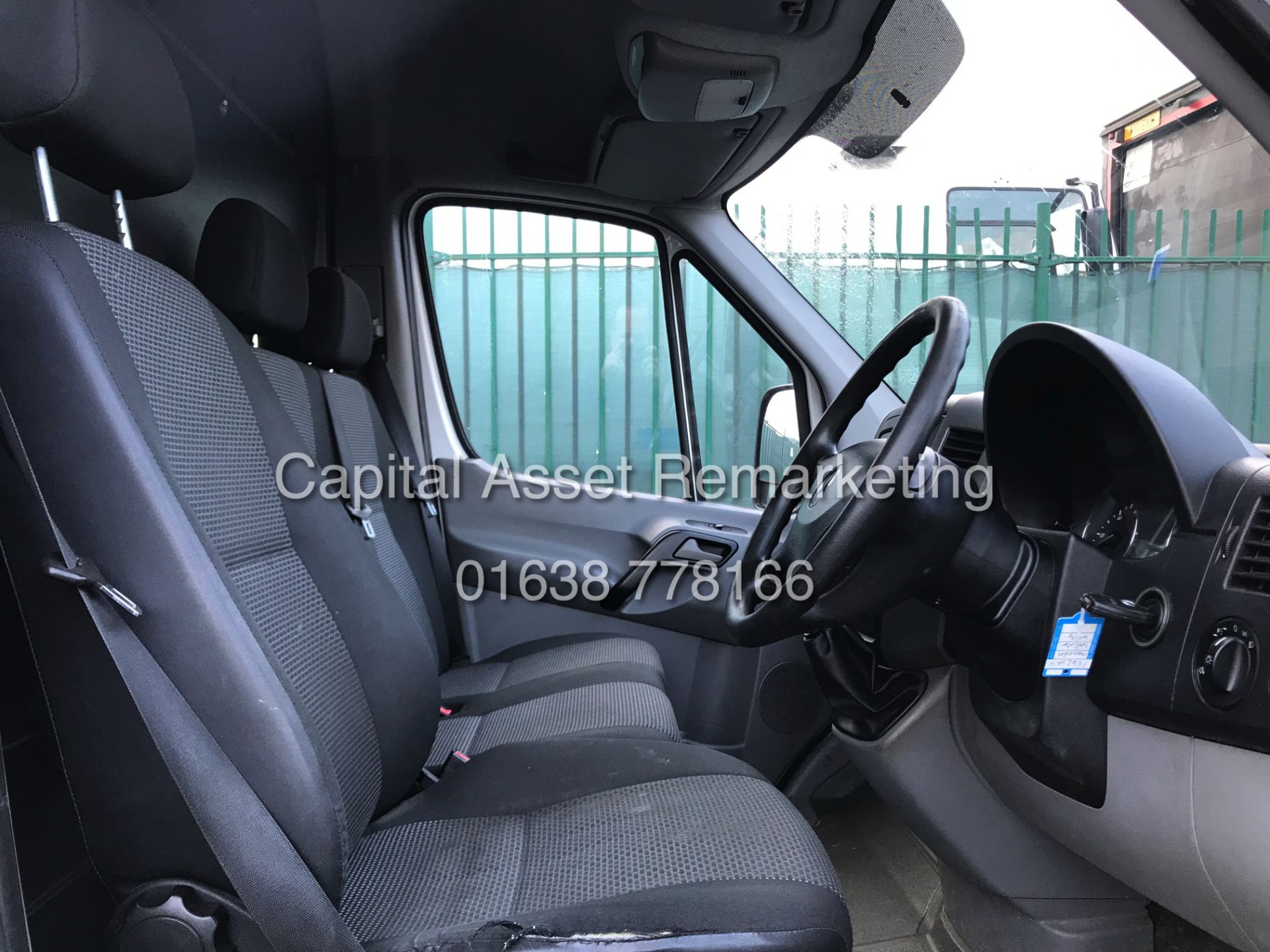 (ON SALE) MERCEDES SPRINTER 2.2CDI MWB / HIGH ROOF (2013 MODEL) 1 OWNER - LOW MILES - Image 8 of 15