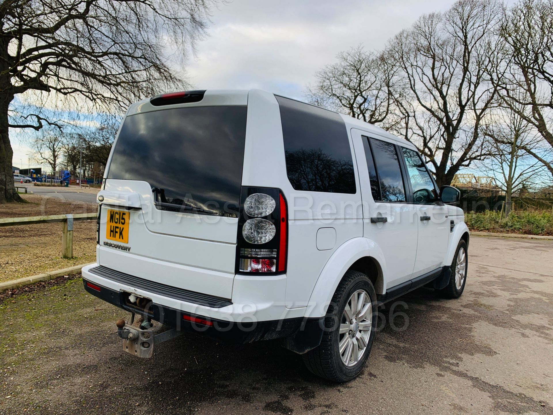 (ON SALE) LAND ROVER DISCOVERY 4 *XS EDITION* (2015) '3.0 SDV6 - 8 SPEED AUTO' *LEATHER & SAT NAV* - Image 10 of 52