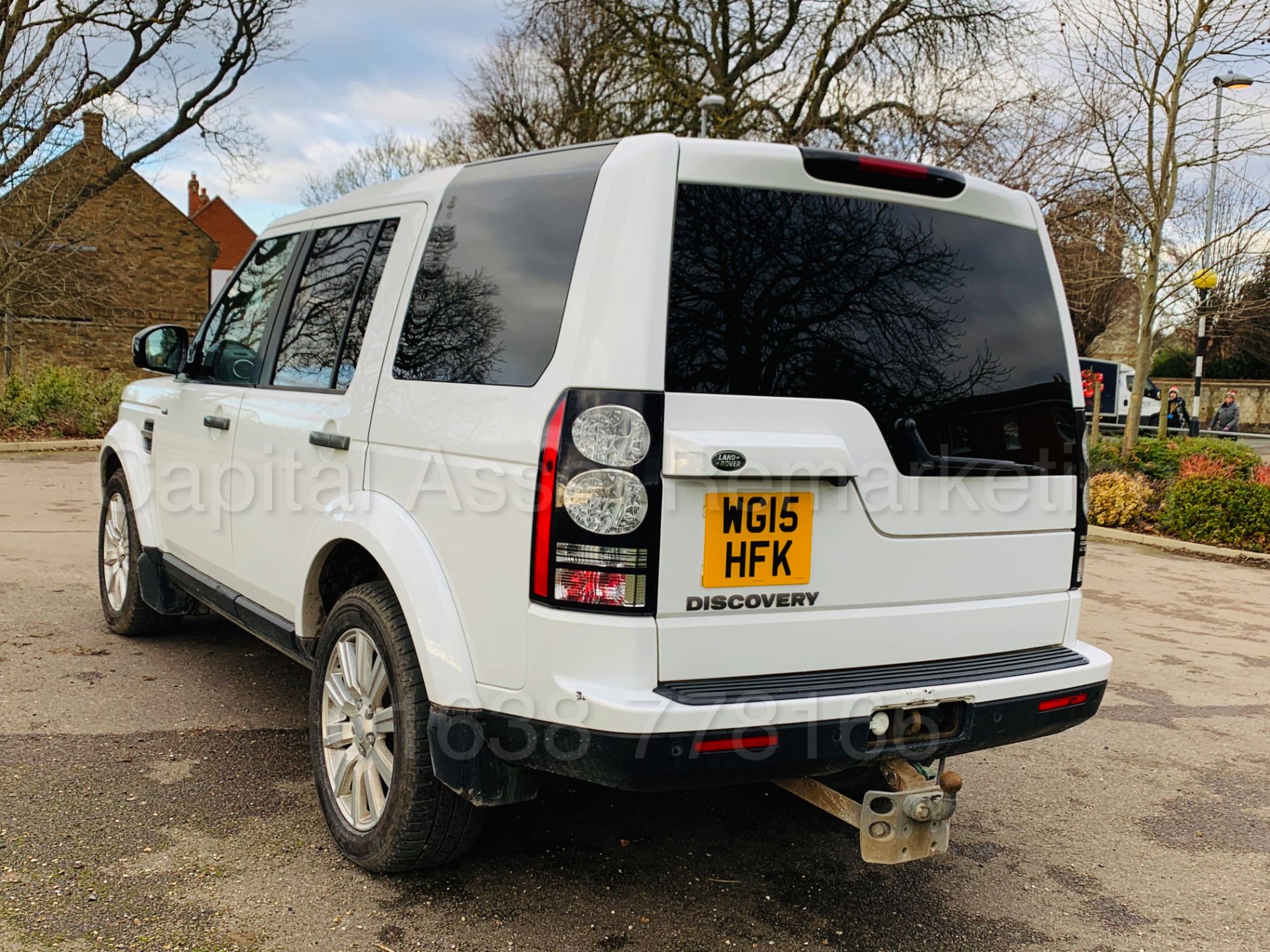 (ON SALE) LAND ROVER DISCOVERY 4 *XS EDITION* (2015) '3.0 SDV6 - 8 SPEED AUTO' *LEATHER & SAT NAV* - Image 8 of 52