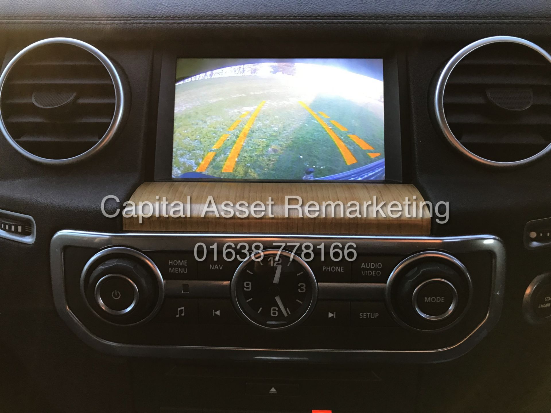 (ON SALE) LAND ROVER DISCOVERY 4 "HSE" 3.0 SDV6 AUTO (13 REG) 7 SEATER - TOP SPEC - SAT NAV -LEATHER - Image 14 of 31