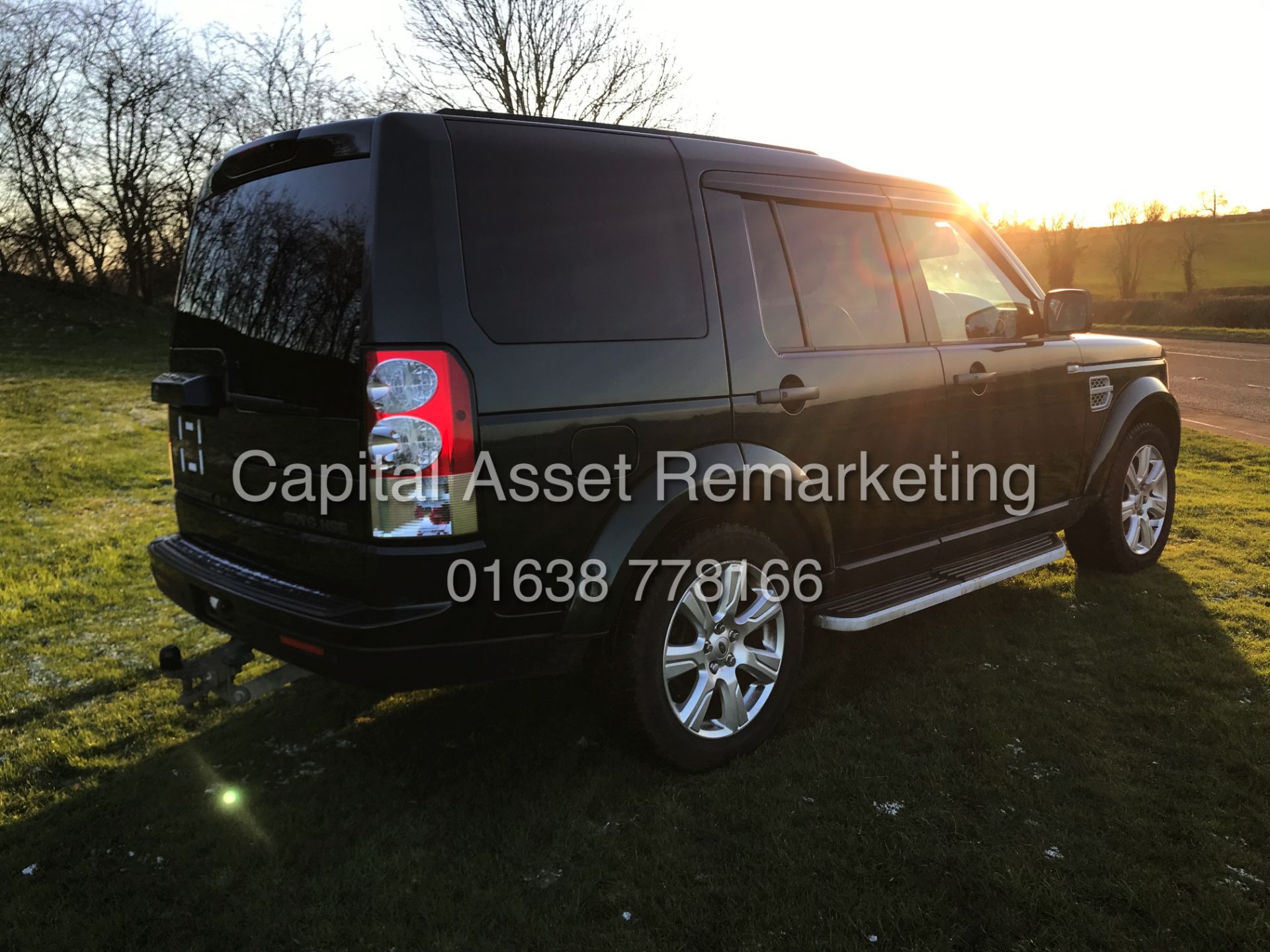 (ON SALE) LAND ROVER DISCOVERY 4 "HSE" 3.0 SDV6 AUTO (13 REG) 7 SEATER - TOP SPEC - SAT NAV -LEATHER - Image 6 of 31