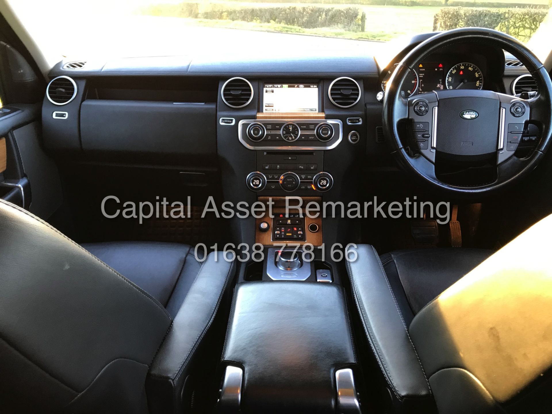 (ON SALE) LAND ROVER DISCOVERY 4 "HSE" 3.0 SDV6 AUTO (13 REG) 7 SEATER - TOP SPEC - SAT NAV -LEATHER - Image 10 of 31