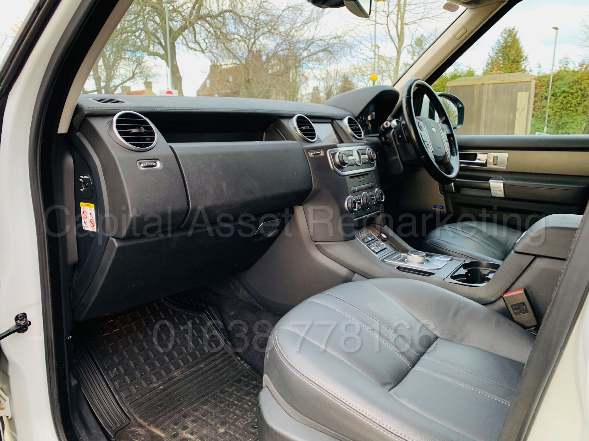 (ON SALE) LAND ROVER DISCOVERY 4 *XS EDITION* (2015) '3.0 SDV6 - 8 SPEED AUTO' *LEATHER & SAT NAV* - Image 21 of 52