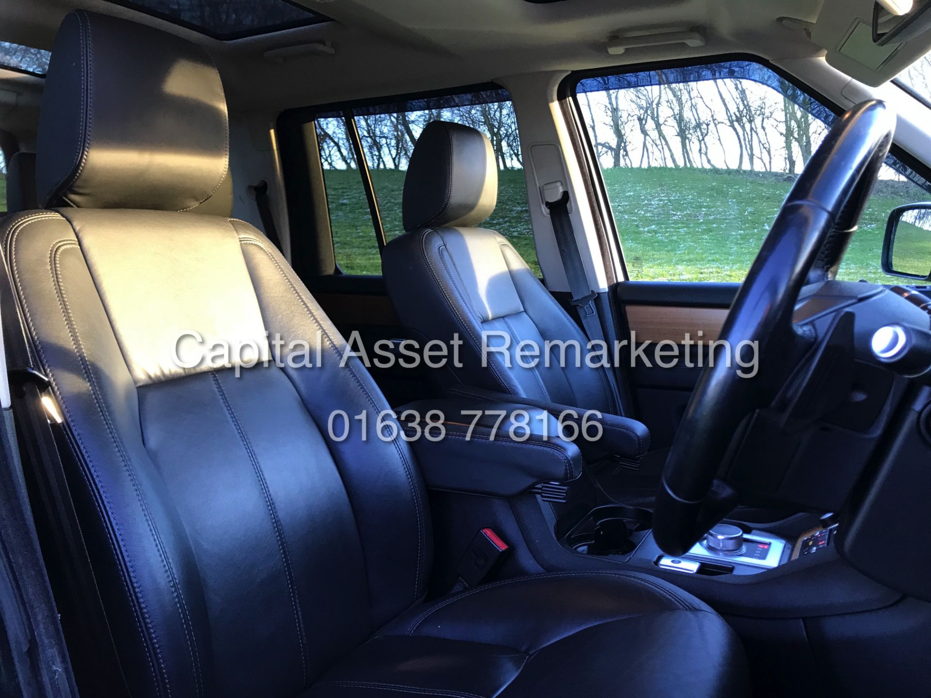 (ON SALE) LAND ROVER DISCOVERY 4 "HSE" 3.0 SDV6 AUTO (13 REG) 7 SEATER - TOP SPEC - SAT NAV -LEATHER - Image 9 of 31