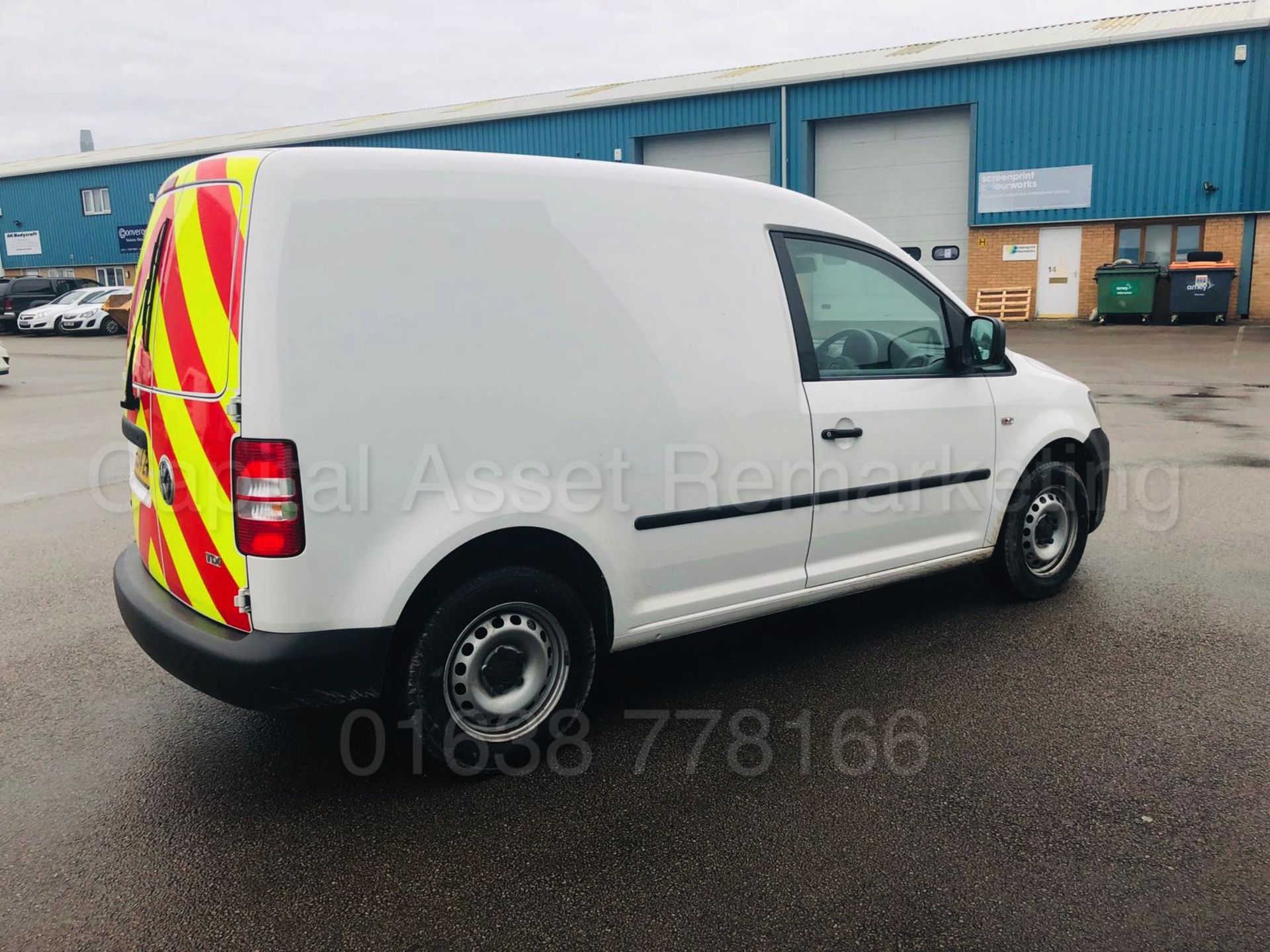 (On Sale) VOLKSWAGEN CADDY C20 *LCV - PANEL VAN* (2015 MODEL) 'TDI - 5 SPEED' (1 OWNER) *LOW MILES* - Image 10 of 25