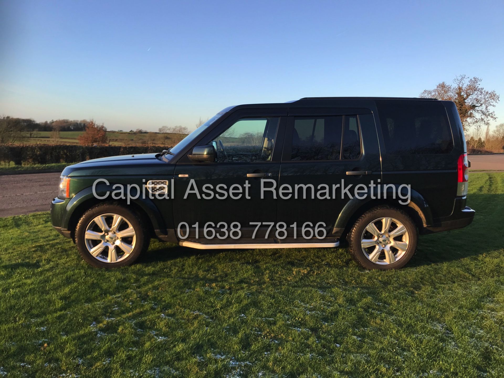 (ON SALE) LAND ROVER DISCOVERY 4 "HSE" 3.0 SDV6 AUTO (13 REG) 7 SEATER - TOP SPEC - SAT NAV -LEATHER - Image 4 of 31