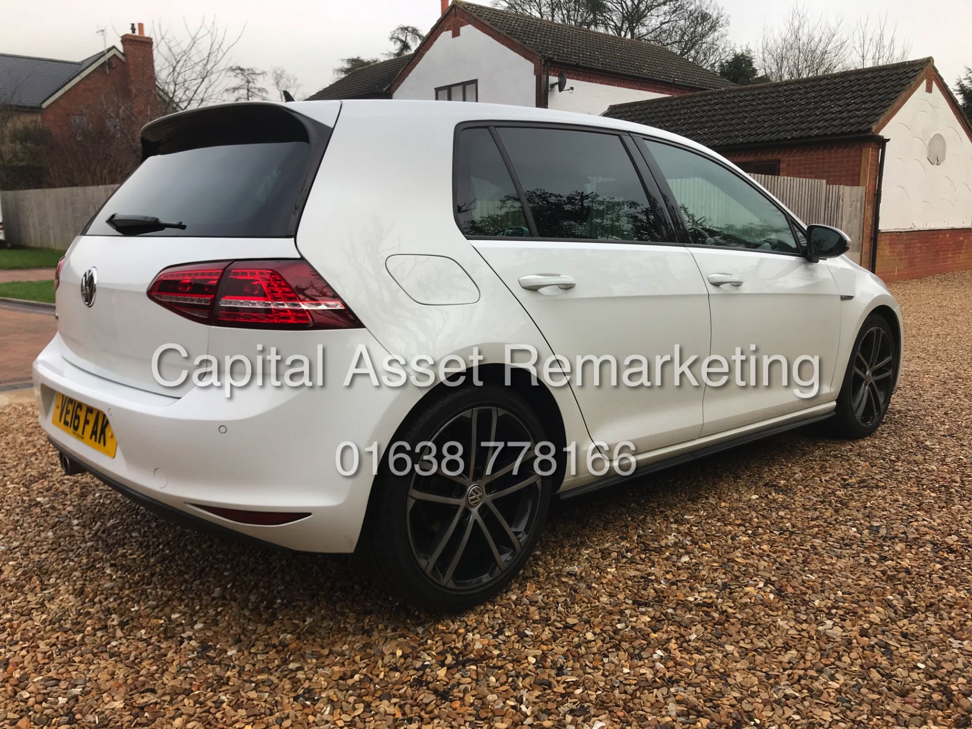 VOLKSWAGEN GOLF *GTD EDITON* 5 DOOR (2016) '2.0 TDI - 184 BHP - AUTO / DSG' (1 OWNER) **HUGE SPEC** - Image 6 of 21