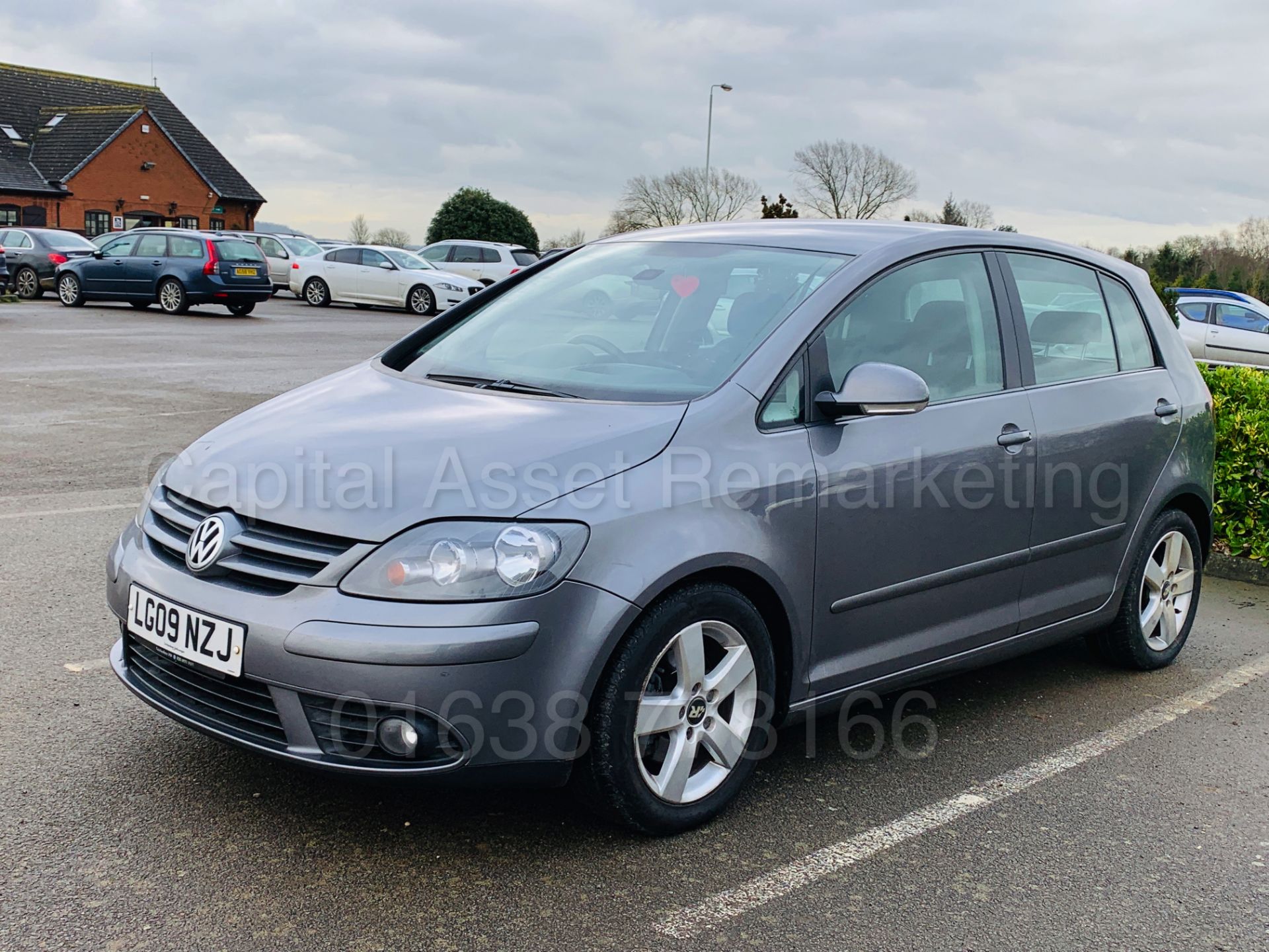 (ON SALE) VOLKSWAGEN GOLF 2.0TDI "GT" 140BHP - 6 SPEED (09 REG) AIR CON - ELEC PACK - Image 5 of 34