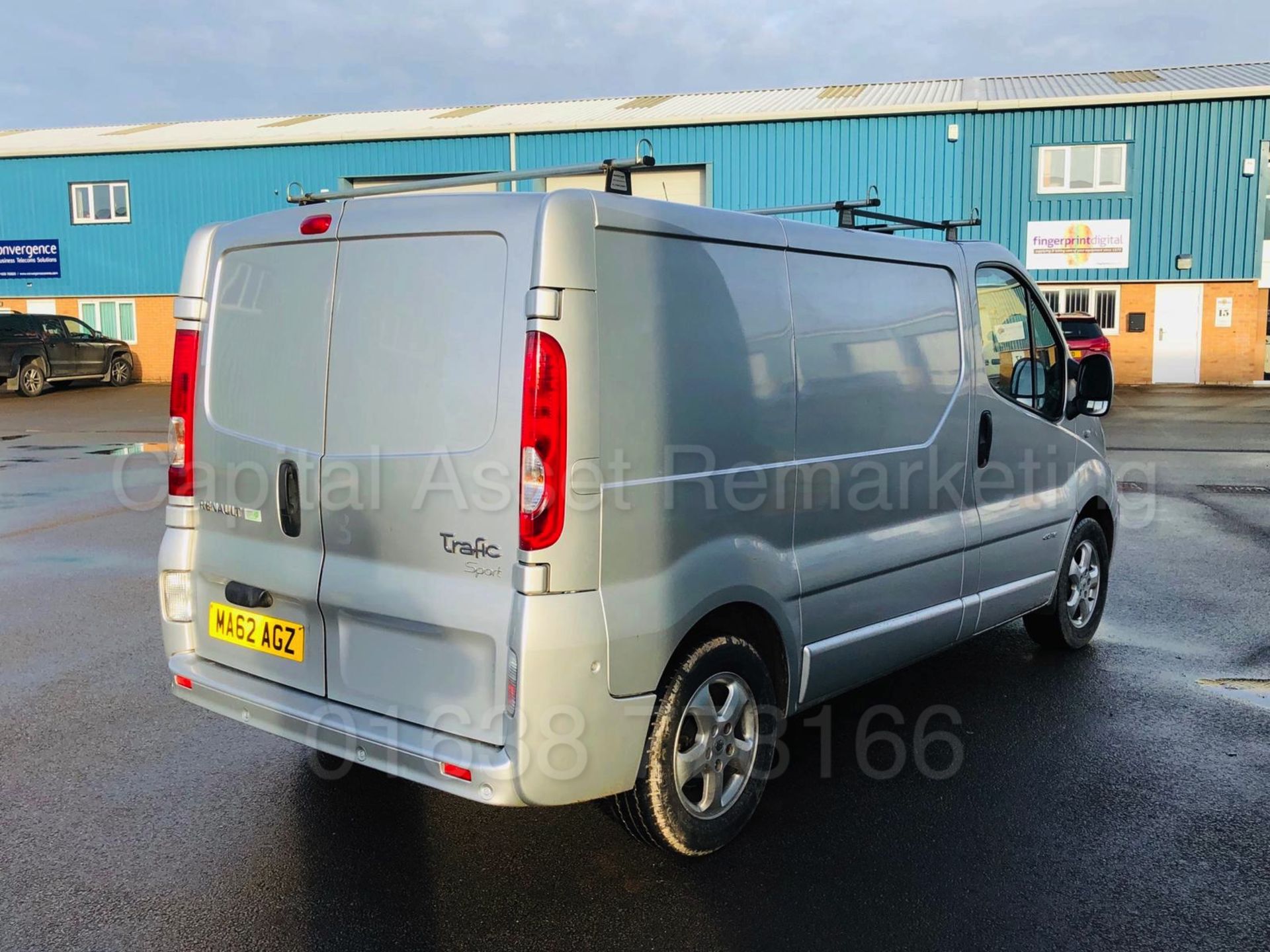 (On Sale) RENAULT TRAFIC SL27 *SPORT* (62 REG) '2.0 DCI - 115 BHP - 6 SPEED' **AIR CON - SAT NAV** - Image 6 of 27