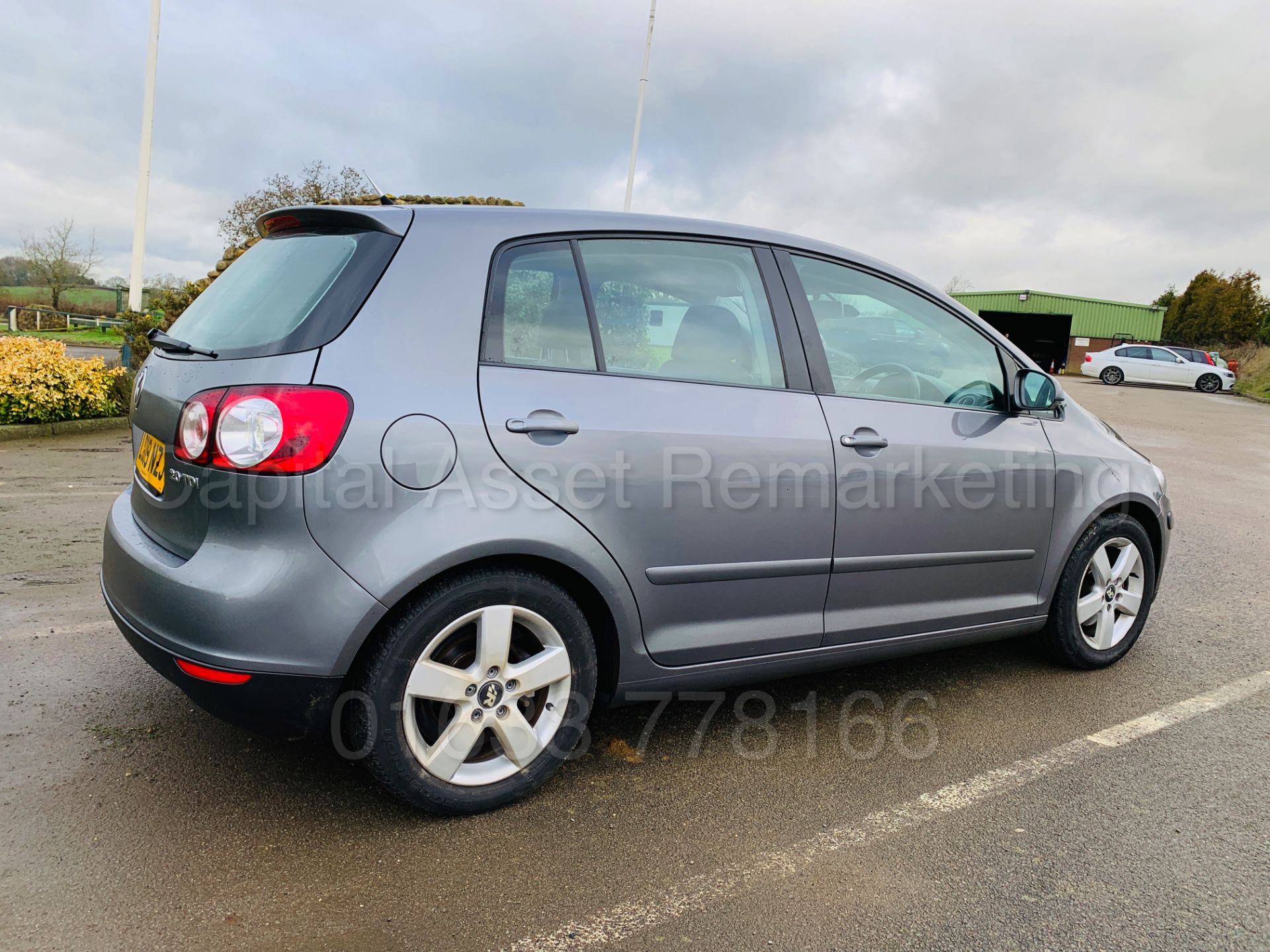 (ON SALE) VOLKSWAGEN GOLF 2.0TDI "GT" 140BHP - 6 SPEED (09 REG) AIR CON - ELEC PACK - Image 11 of 34