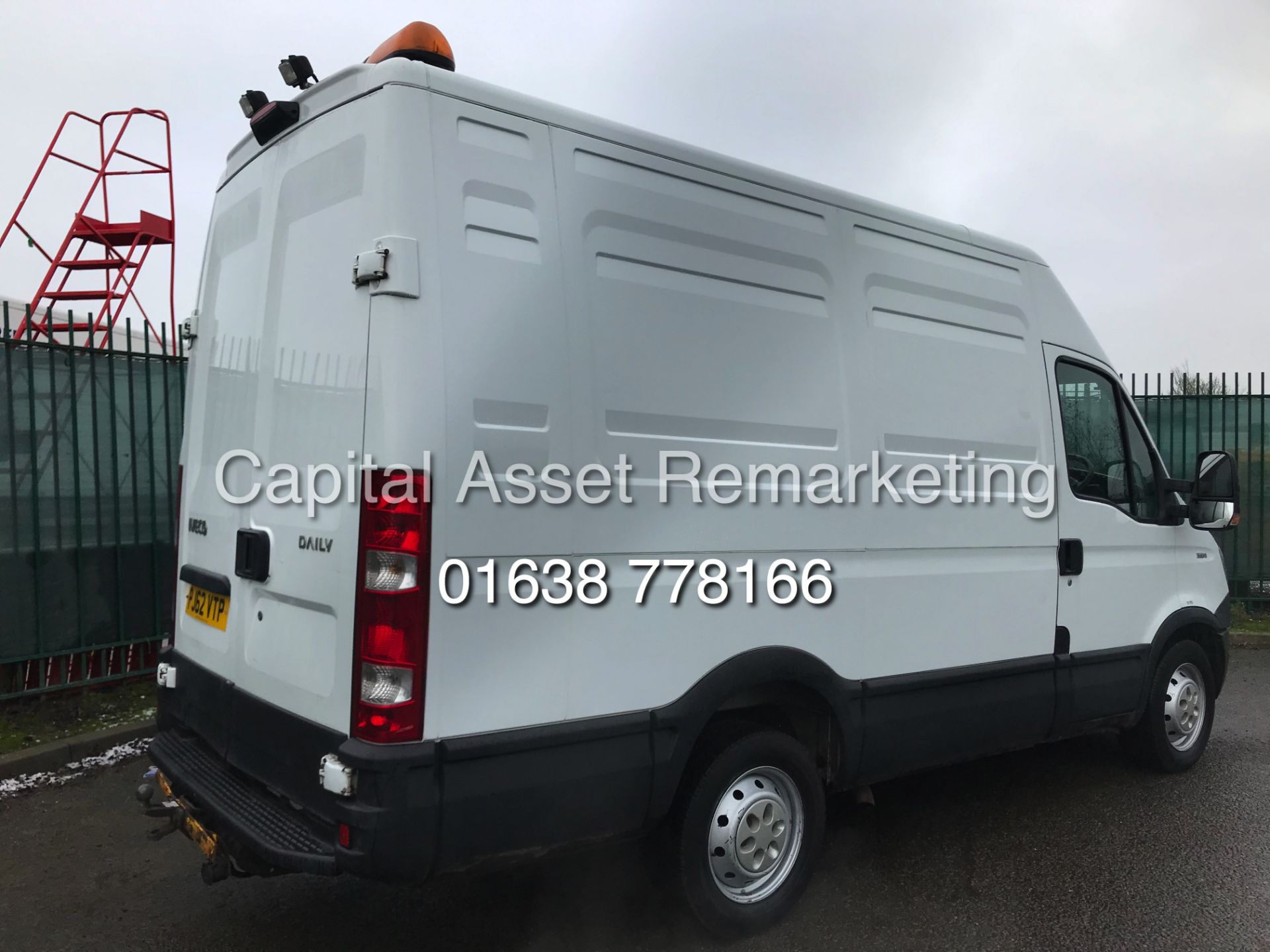 IVECO DAILY 2.3TD 35S11 MWB / HI TOP (2013) 1 OWNER - ELEC PACK - Image 5 of 11