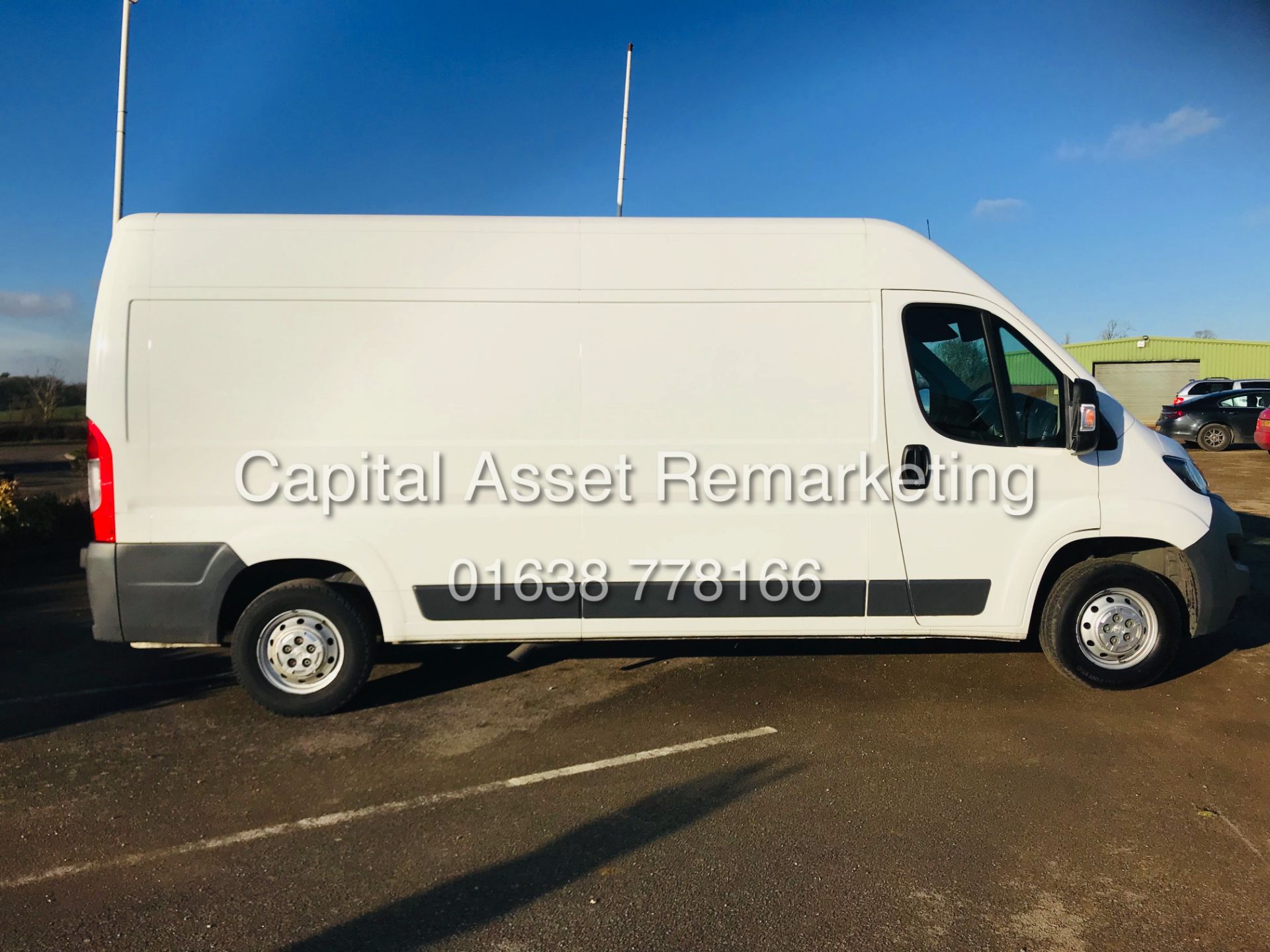 (ON SALE) PEUGEOT BOXER 2.0HDI-BLUE "PROFESSIONAL" L3H2 (2017 MODEL) 1 OWNER - AIR CON - EURO 6 - Image 7 of 13