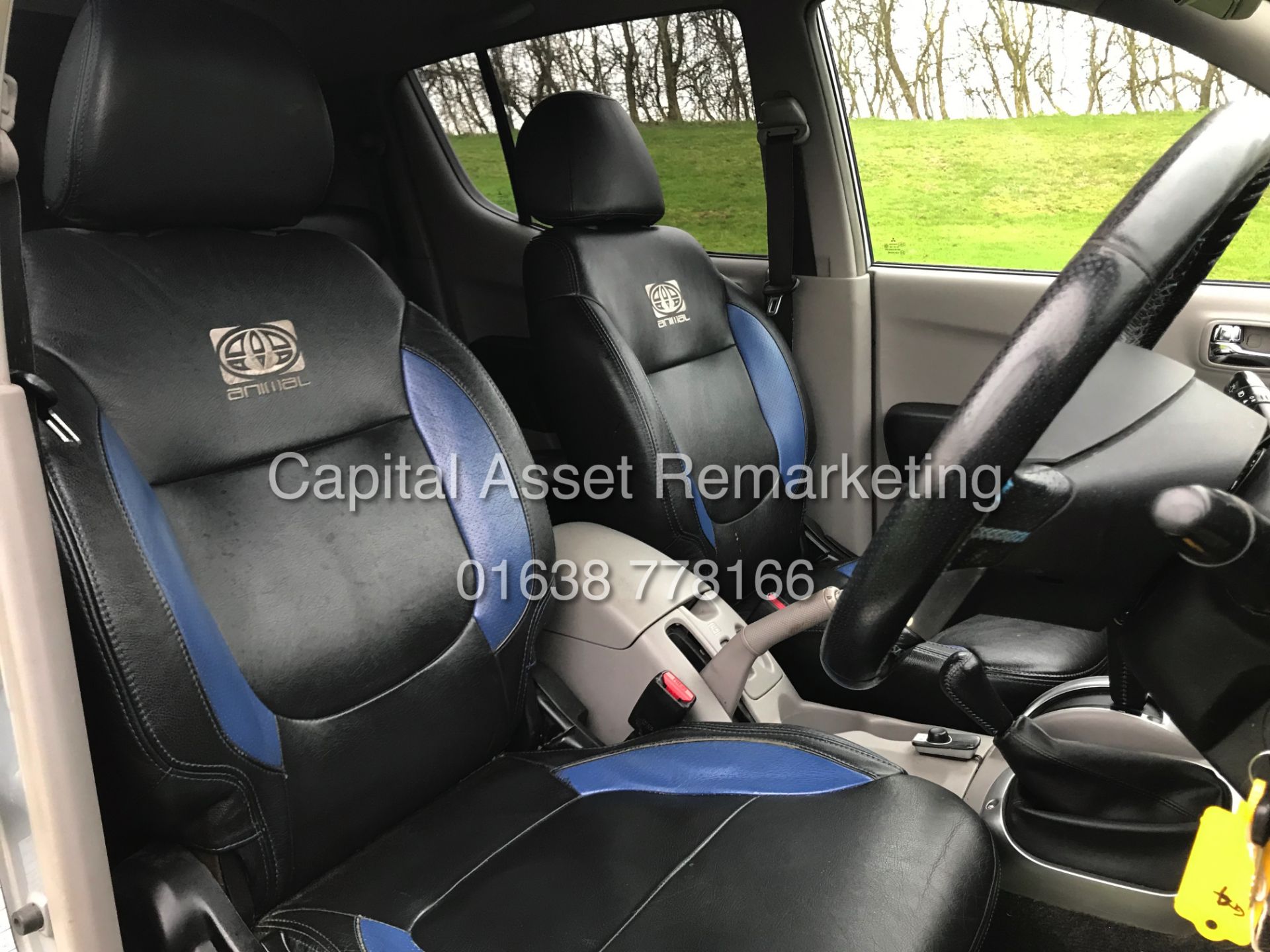 MITSUBISHI L200 "ANIMAL" 2.5DID AUTOMATIC - LEATHER - HUGE SPEC - CRUISE - WOW!!! - Image 14 of 19