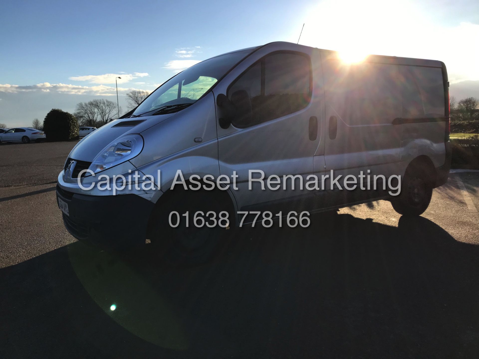 RENAULT TRAFIC 2.0DCI (64 REG) SILVER - AIR CON - ELEC PACK **ONLY 45k** - Image 5 of 11