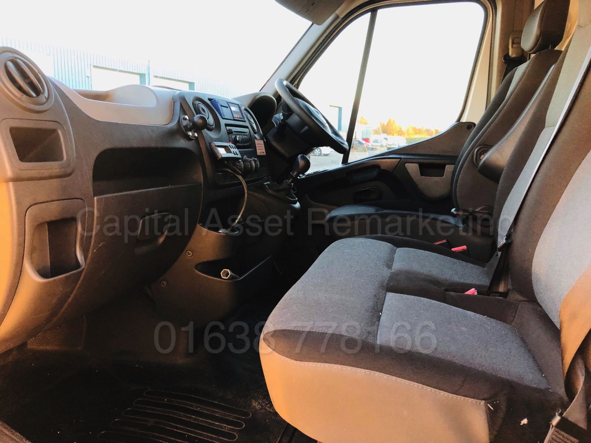 NISSAN NV400 *LWB - REFRIGERATED / PANEL VAN* (2015 MODEL) '2.3 DCI - 6 SPEED' *THERMO KING* - Image 12 of 25