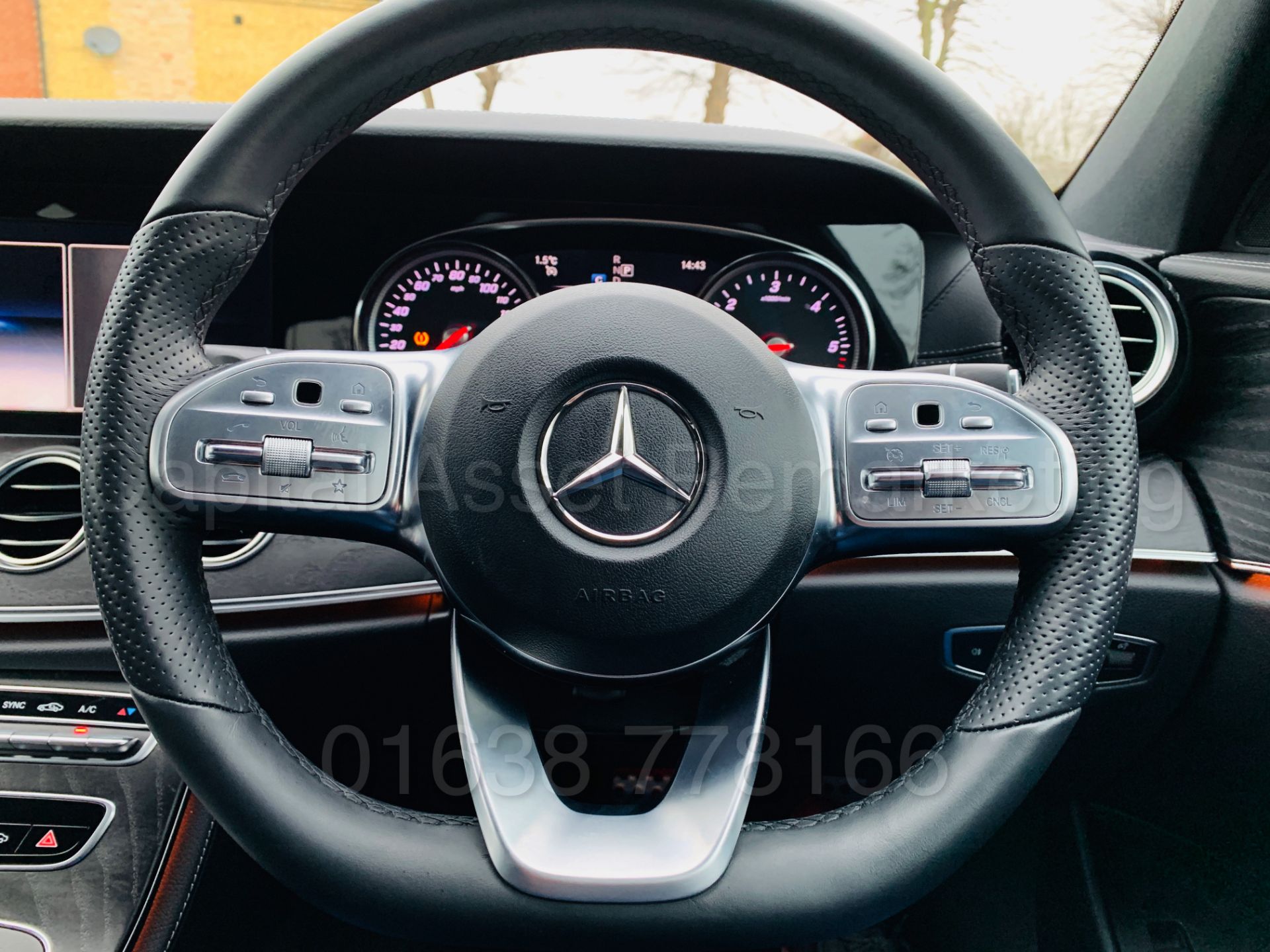 (On Sale) MERCEDES-BENZ E220d *AMG LINE* (68 REG) '9-G TRONIC - LEATHER - SAT NAV' *MASSIVE SPEC* - Image 56 of 59