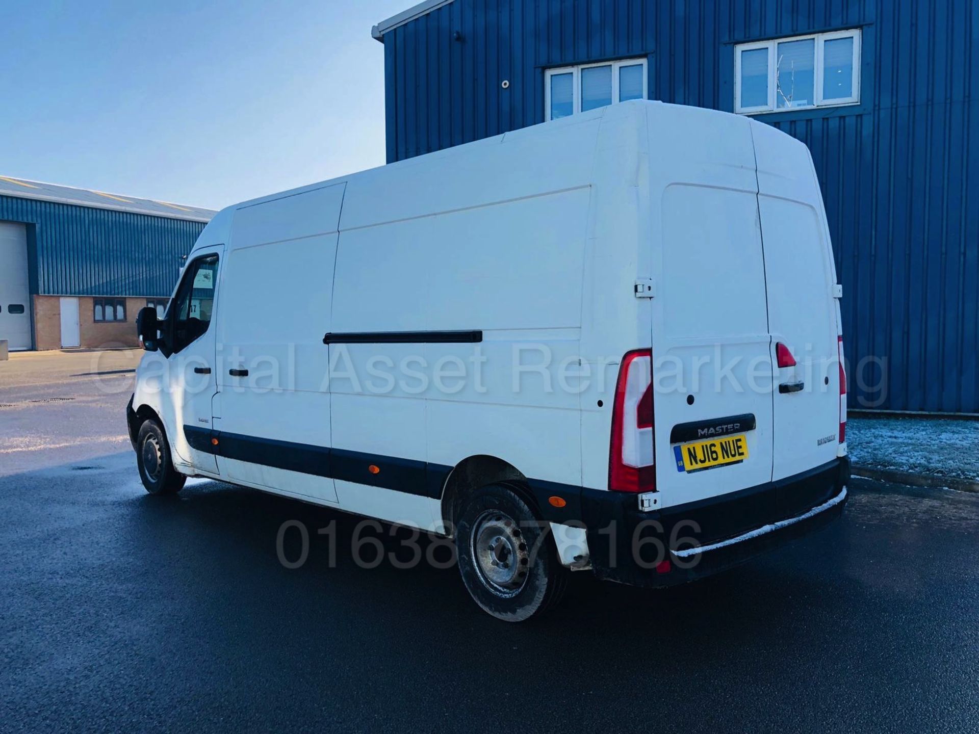 RENAULT MASTER LM35 *LWB - BUSINESS EDITION* (2016) '2.3 DCI - 110 BHP - 6 SPEED' *ULTRA LOW MILES* - Image 6 of 23