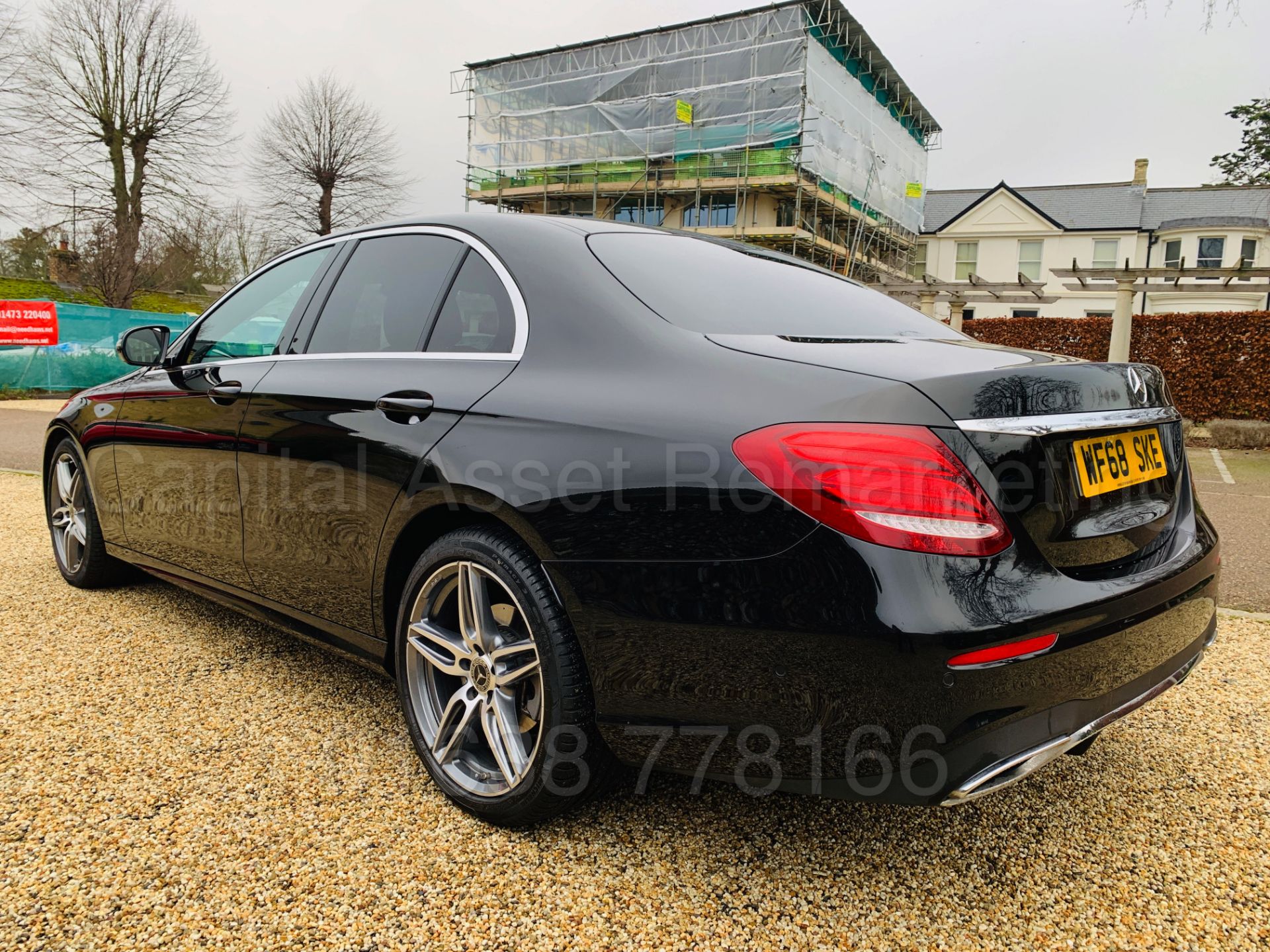 (On Sale) MERCEDES-BENZ E220d *AMG LINE* (68 REG) '9-G TRONIC - LEATHER - SAT NAV' *MASSIVE SPEC* - Image 7 of 59