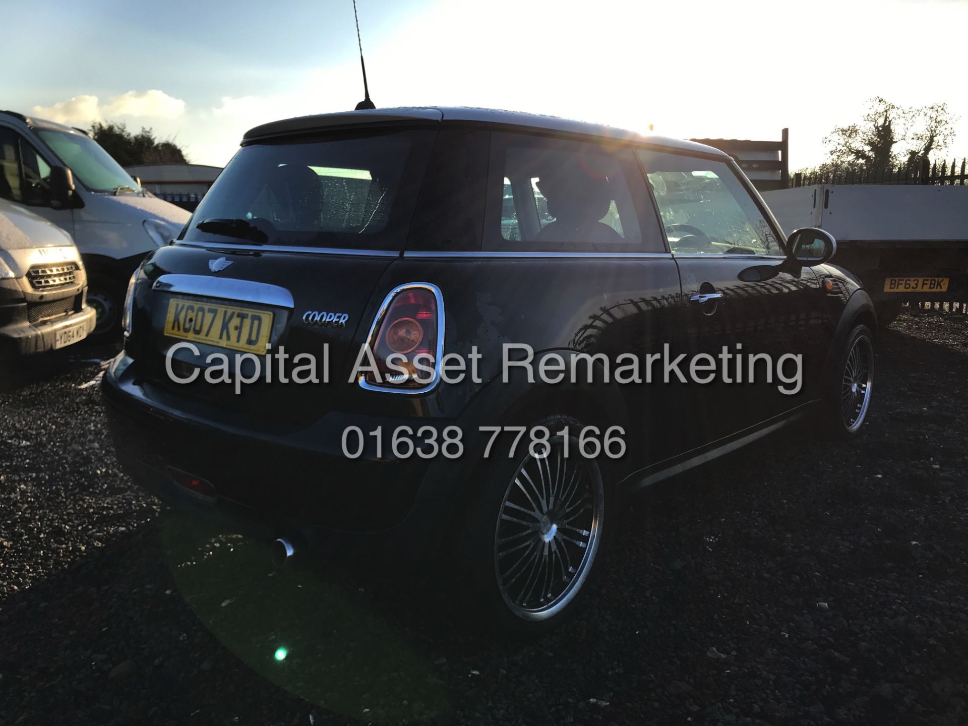 ON SALE MINI COOPER 1.6 PETROL - ONLY 82K MILES - BLACK - AIR CON - SERVICE HISTORY - NO VAT!!! - Image 3 of 15