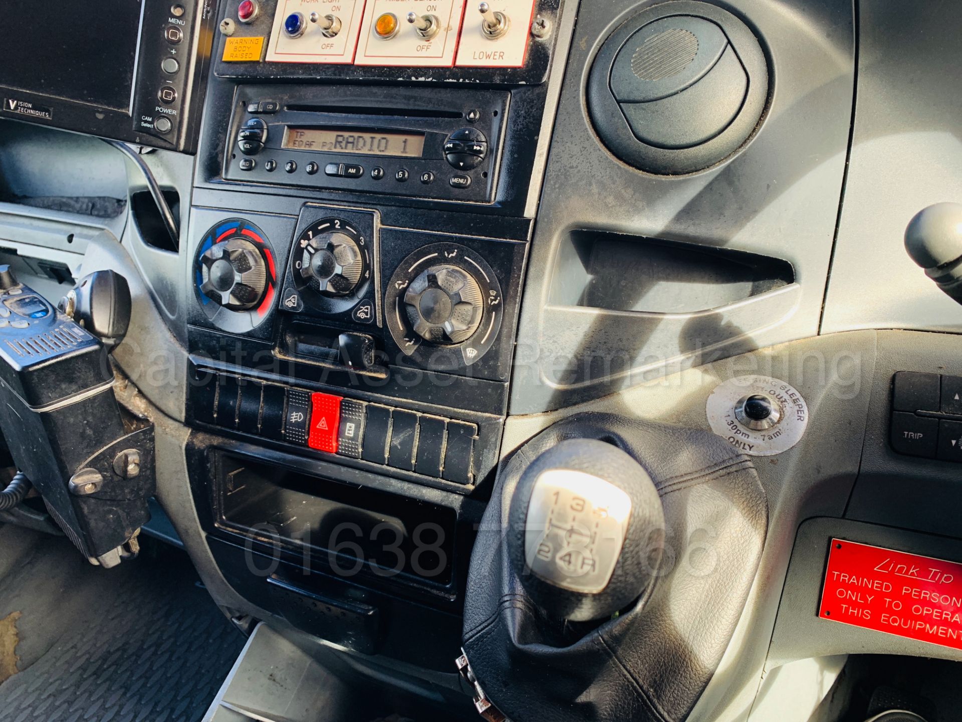 IVECO DAILY 35C12 *D/CAB - TIPPER* (2009 MODEL) '2.3 DIESEL - 115 BHP - 5 SPEED' *LOW MILES* - Image 43 of 58