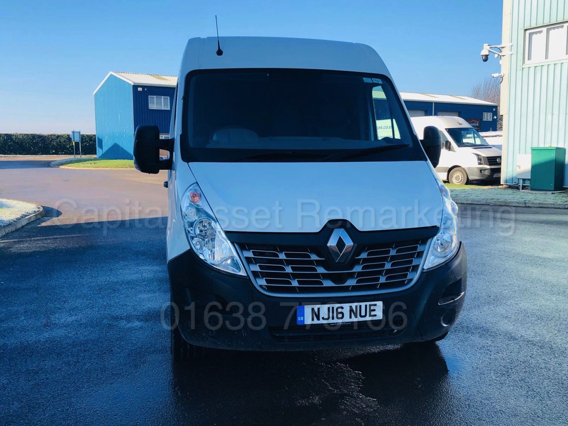 RENAULT MASTER LM35 *LWB - BUSINESS EDITION* (2016) '2.3 DCI - 110 BHP - 6 SPEED' *ULTRA LOW MILES* - Image 2 of 23