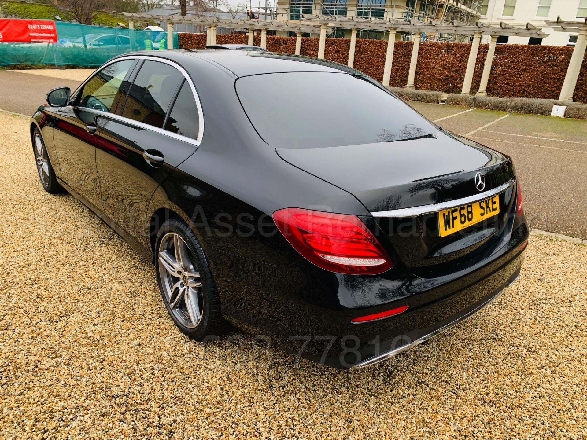 (On Sale) MERCEDES-BENZ E220d *AMG LINE* (68 REG) '9-G TRONIC - LEATHER - SAT NAV' *MASSIVE SPEC* - Image 8 of 59