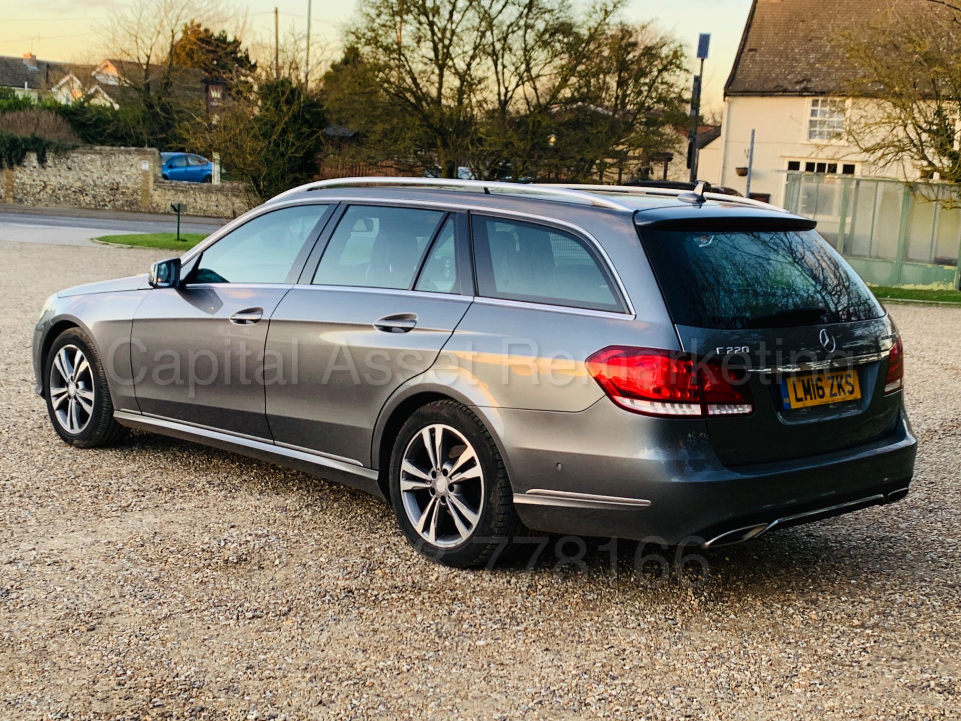 (ON SALE) MERCEDES-BENZ E220d *5 DOOR ESTATE* (2016) '7G TRONIC AUTO - LEATHER - SAT NAV' - Image 7 of 47