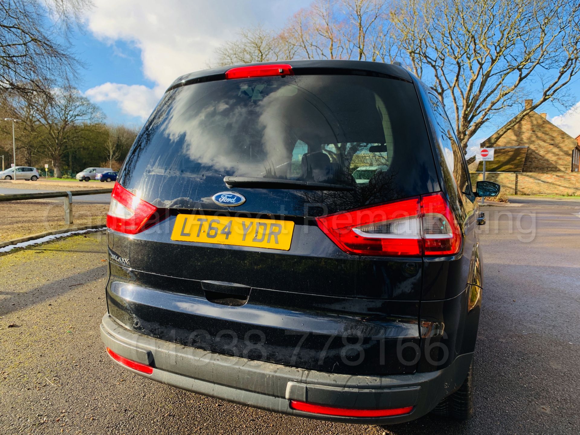 FORD GALAXY **ZETEC** 7 SEATER MPV (2015 MODEL) 2.0 TDCI - 140 BHP - AUTO POWER SHIFT (1 OWNER) - Image 9 of 40