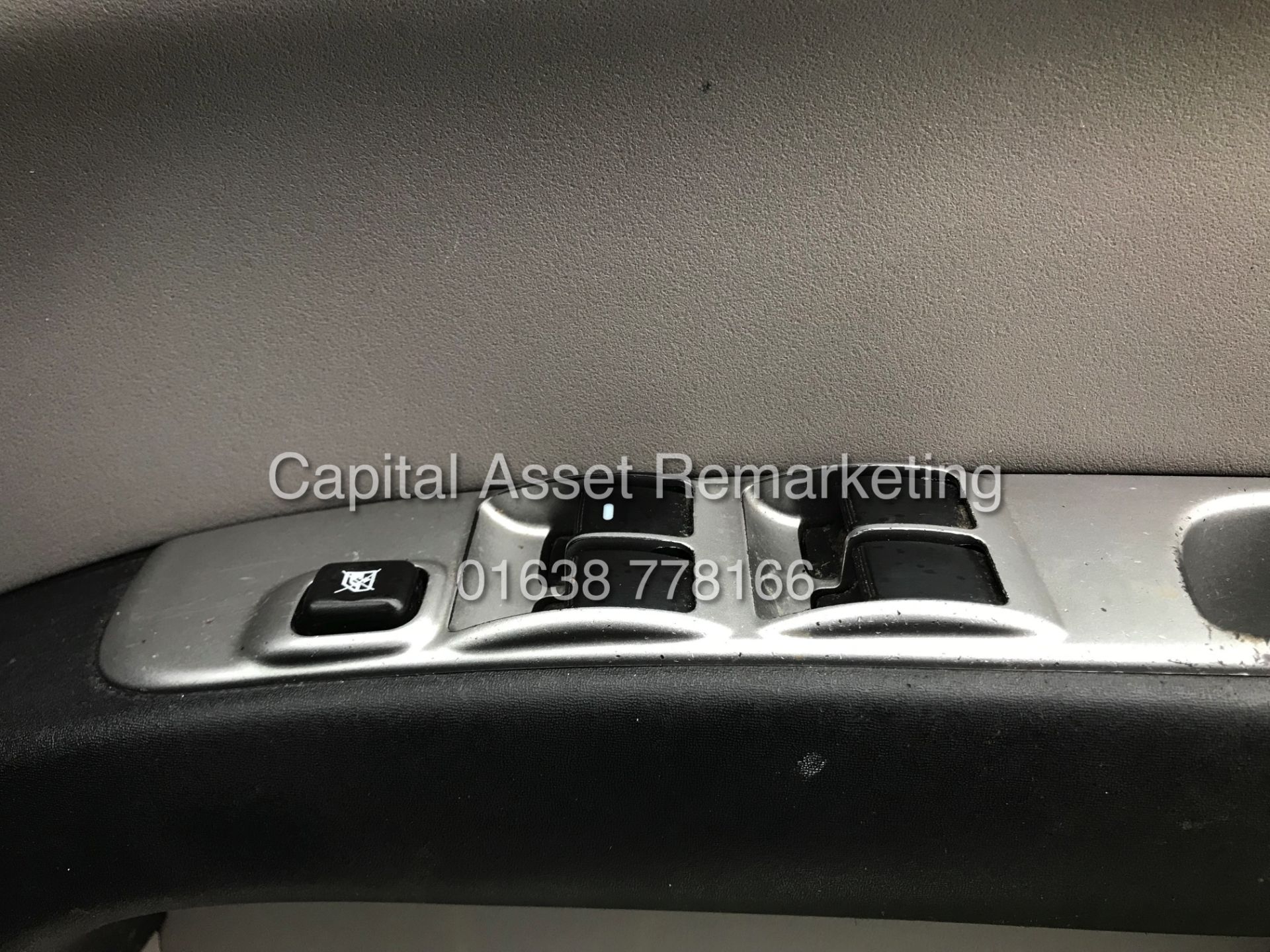 (ON SALE) MITSUBISHI L200 2.5DI-D "ANIMAL" AUTO (07 REG) TOP SPEC - FULL TWO-TONE LEATHER - Image 15 of 19