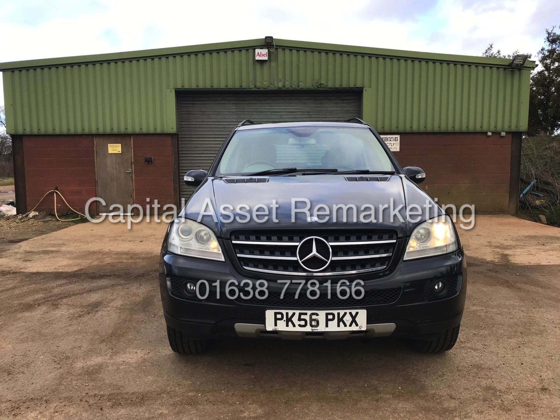 MERCEDES ML320CDI AUTOMATIC (2007 MODEL) SPECIAL EQUIPMENT - NEW SHAPE - BLACK -NO VAT *GREAT SPEC* - Image 2 of 25