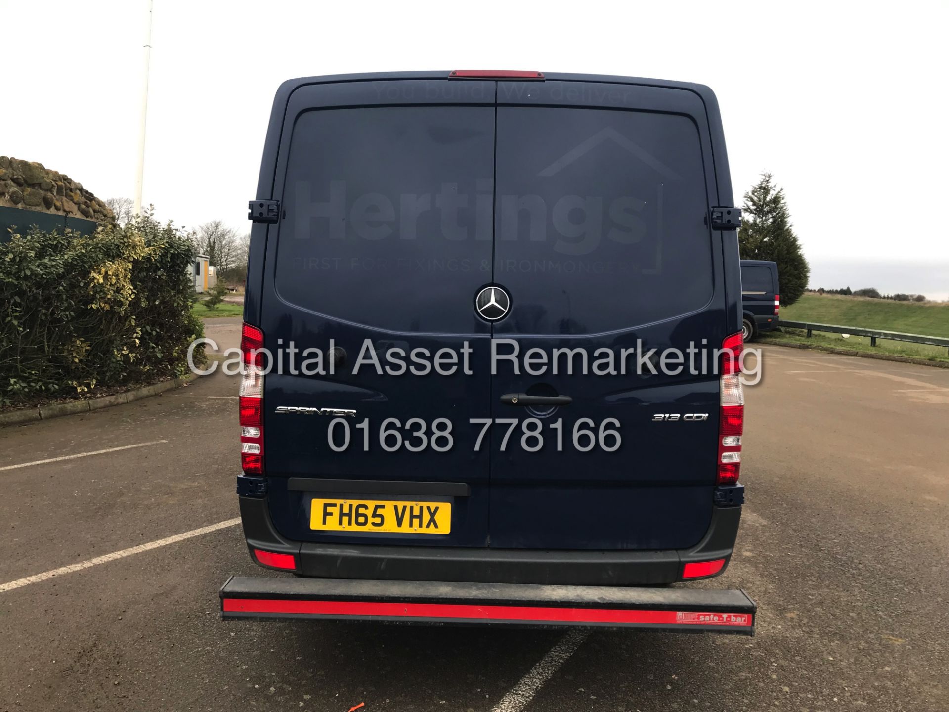 ON SALE MERCEDES SPRINTER 313CDI "130BHP - 6 SPEED" 1 OWNER (2016 MODEL)AIR CON - SAT NAV - CAMPER? - Image 7 of 15